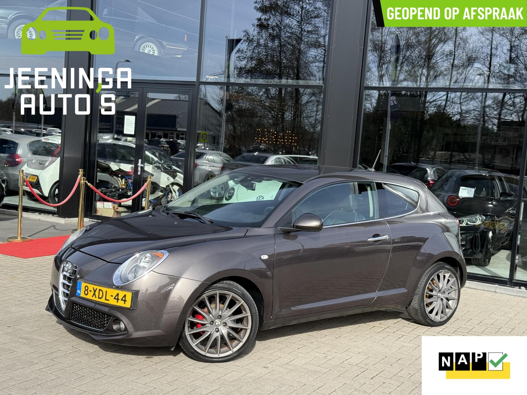 Alfa Romeo Alfa Mito 0.9 TwinAir Esclusivo|Navi|PDC|Clima 2014 - voorkant