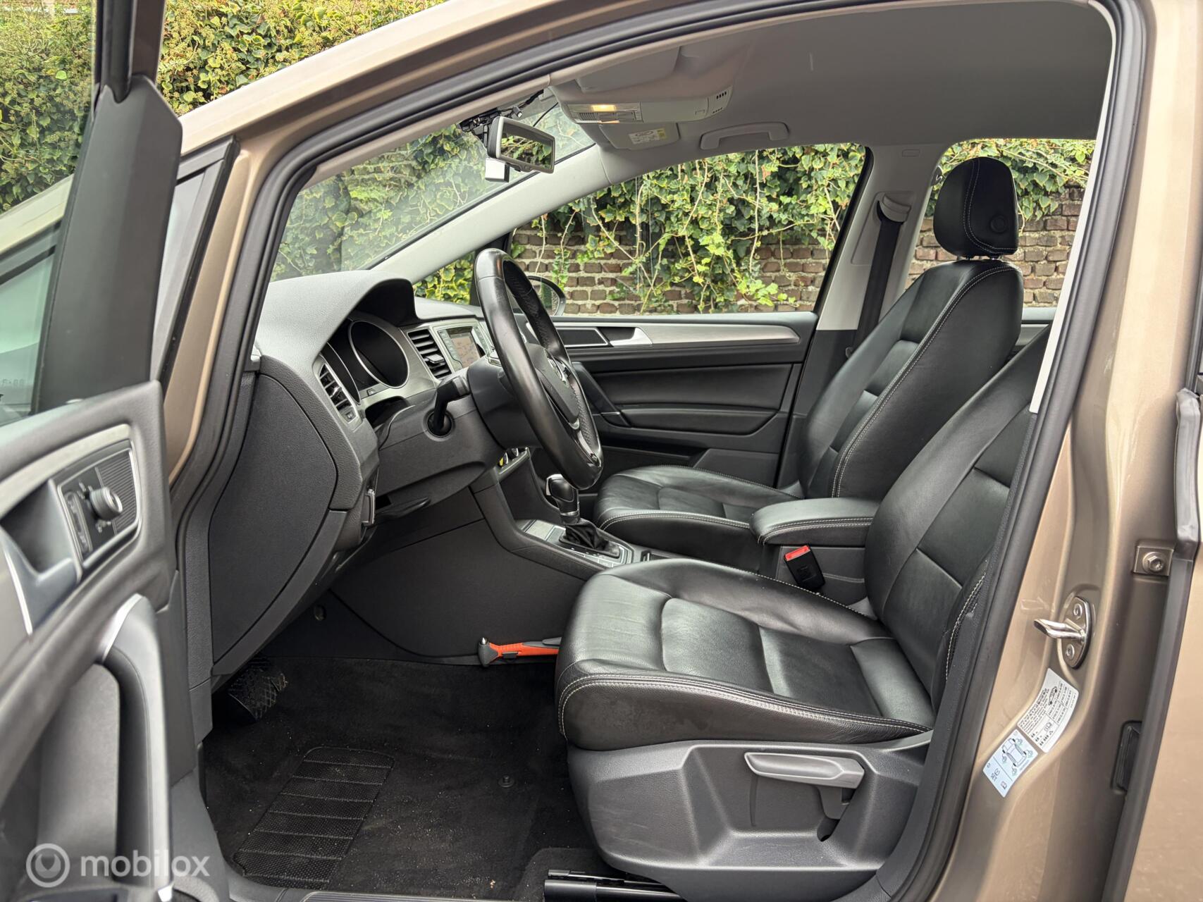 Foto van Volkswagen Golf Sportsvan