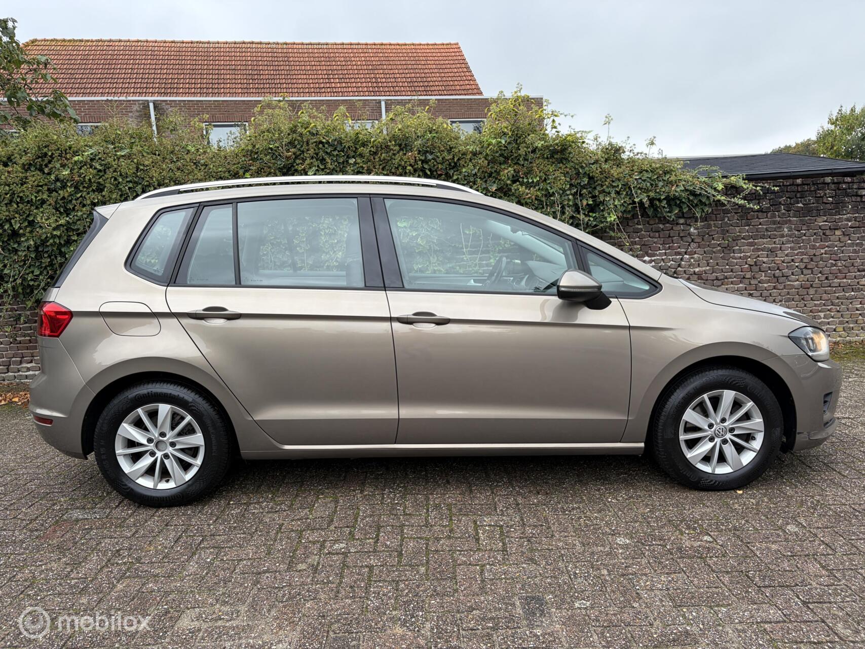 Foto van Volkswagen Golf Sportsvan
