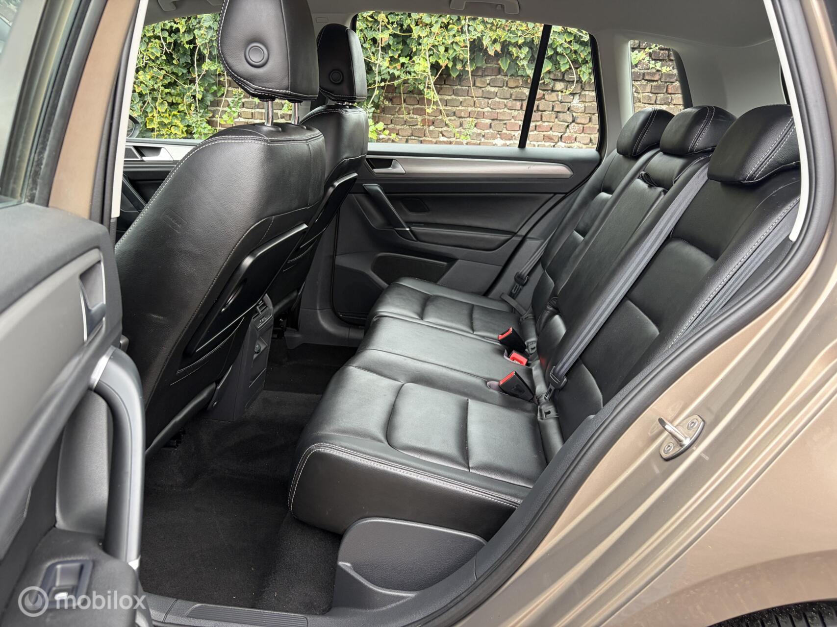 Foto van Volkswagen Golf Sportsvan