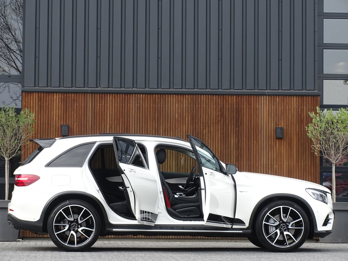 Foto van Mercedes-Benz AMG GLC 43