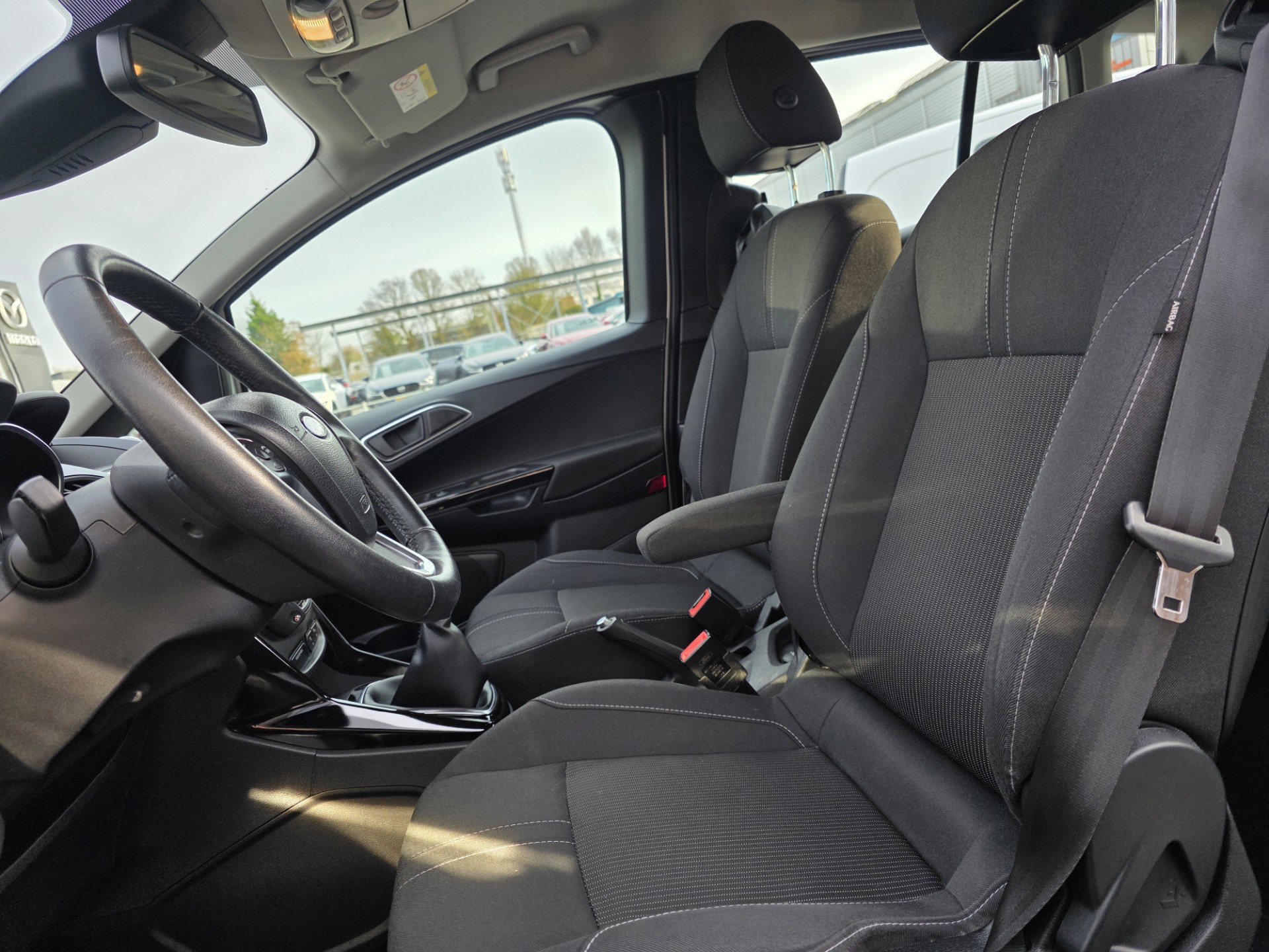 Foto van Ford B-max