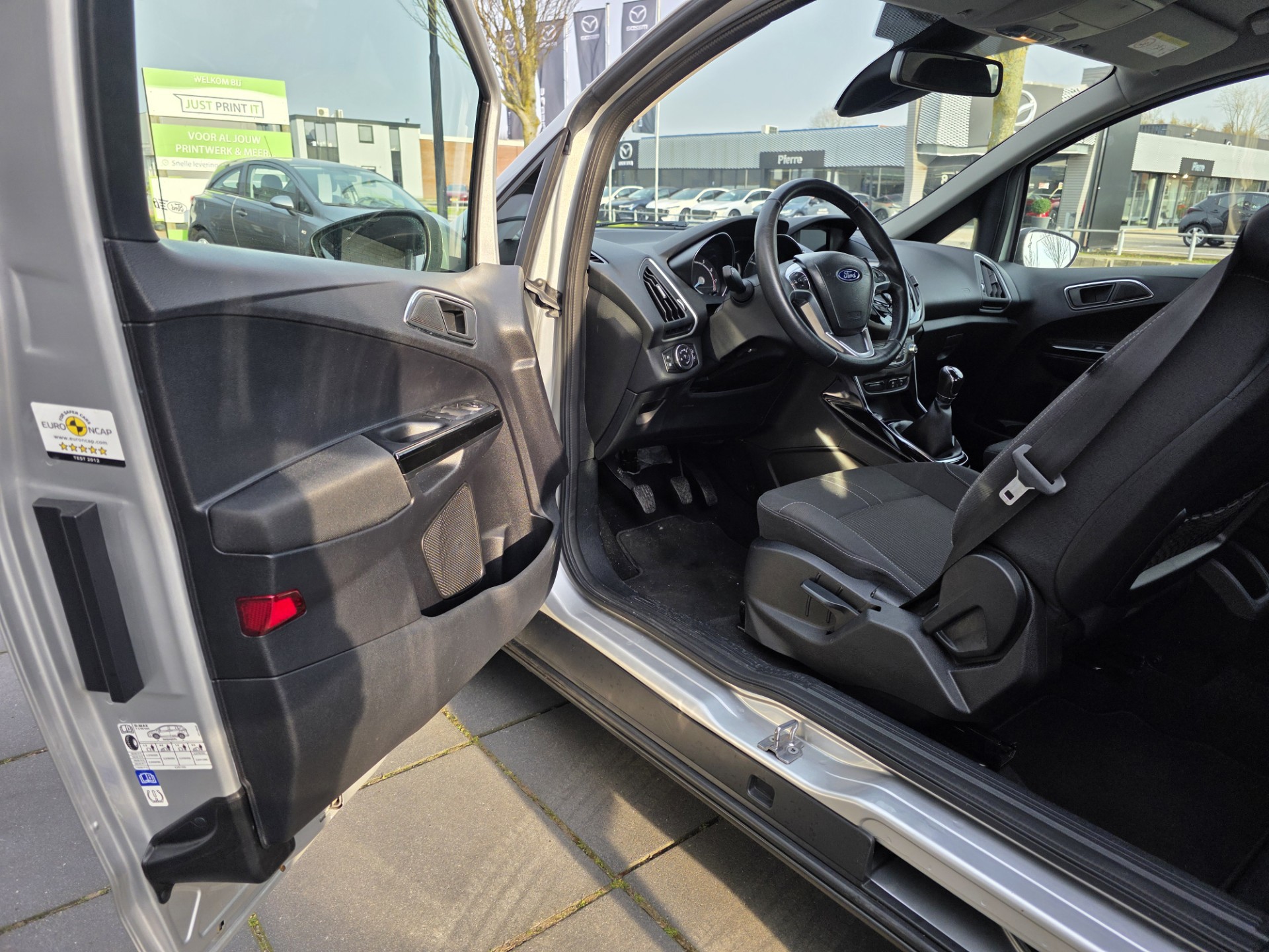 Foto van Ford B-max