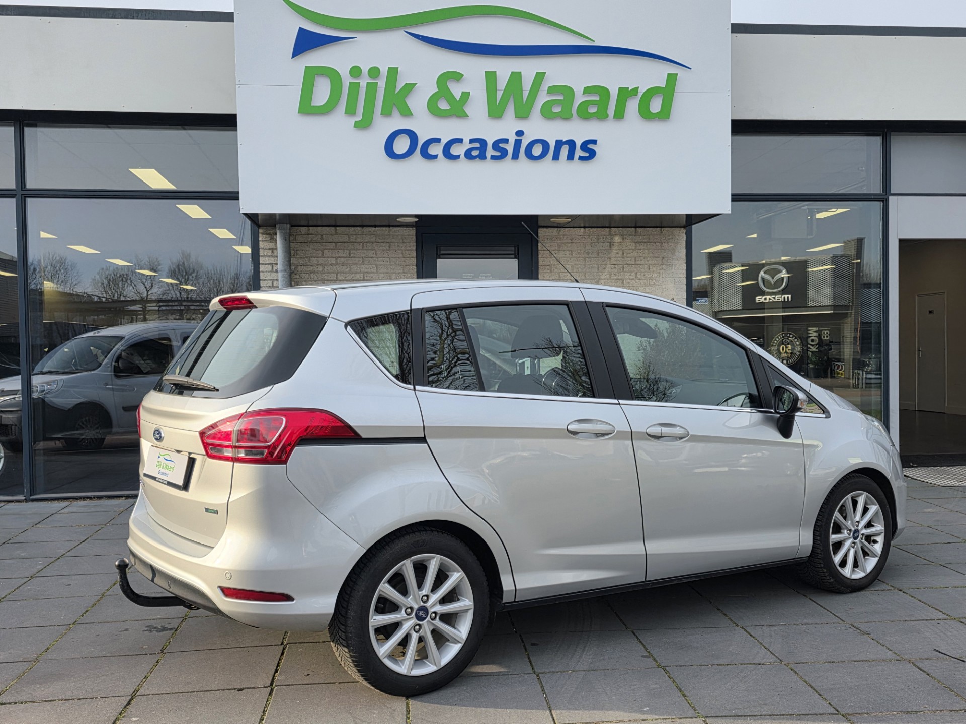 Foto van Ford B-max