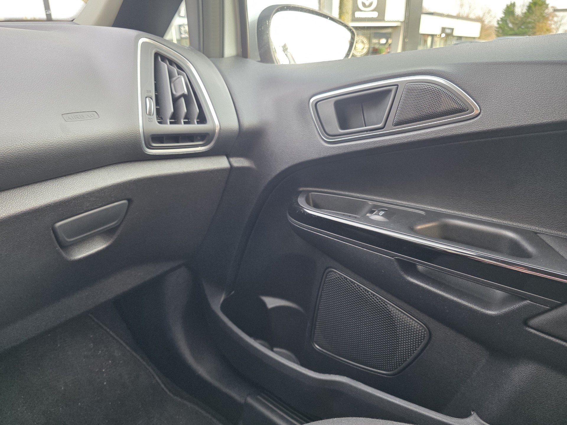 Foto van Ford B-max