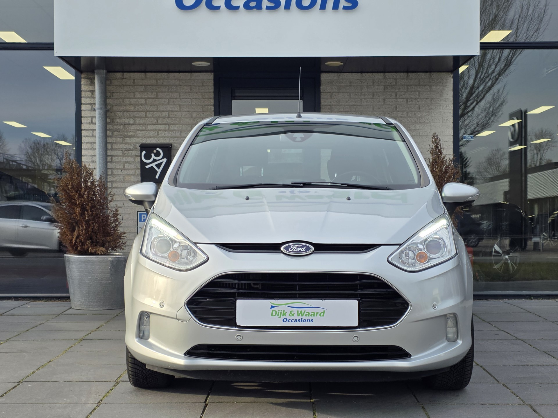 Foto van Ford B-max