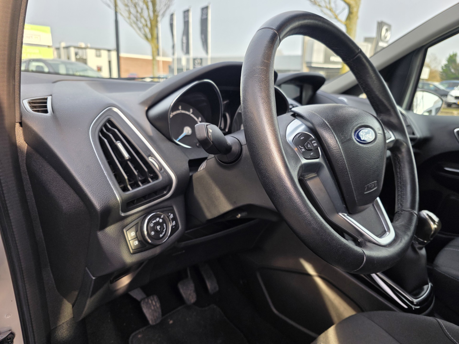 Foto van Ford B-max