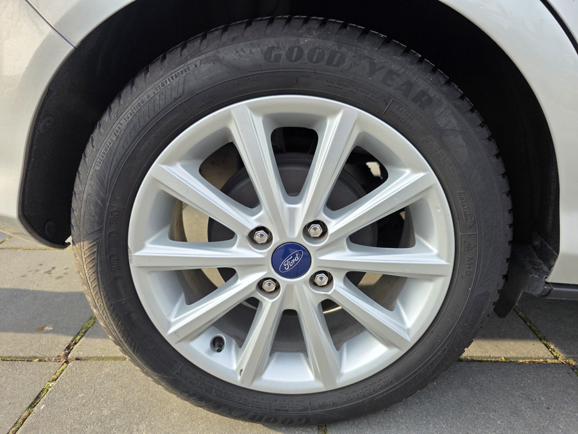 Foto van Ford B-max