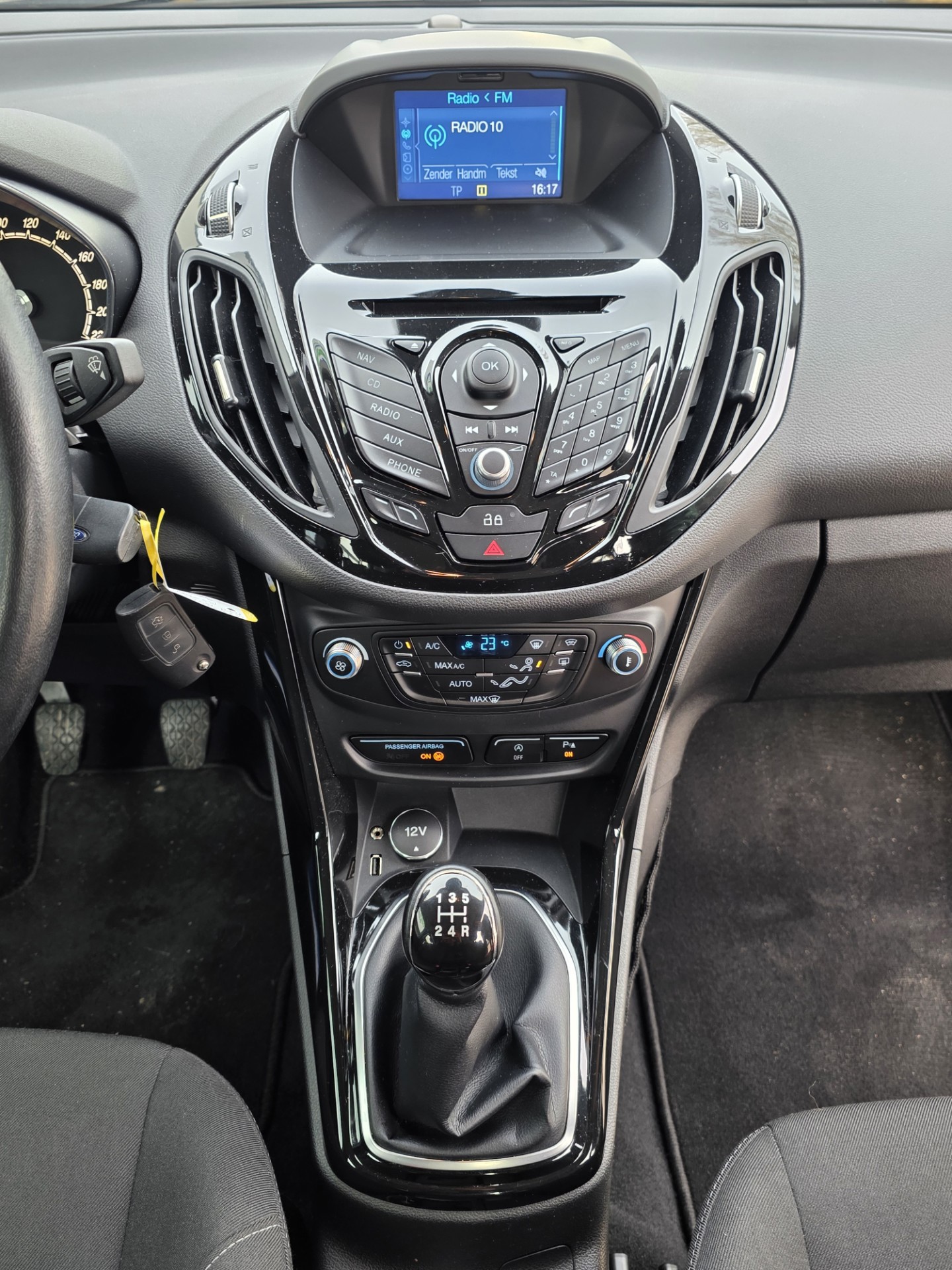 Foto van Ford B-max