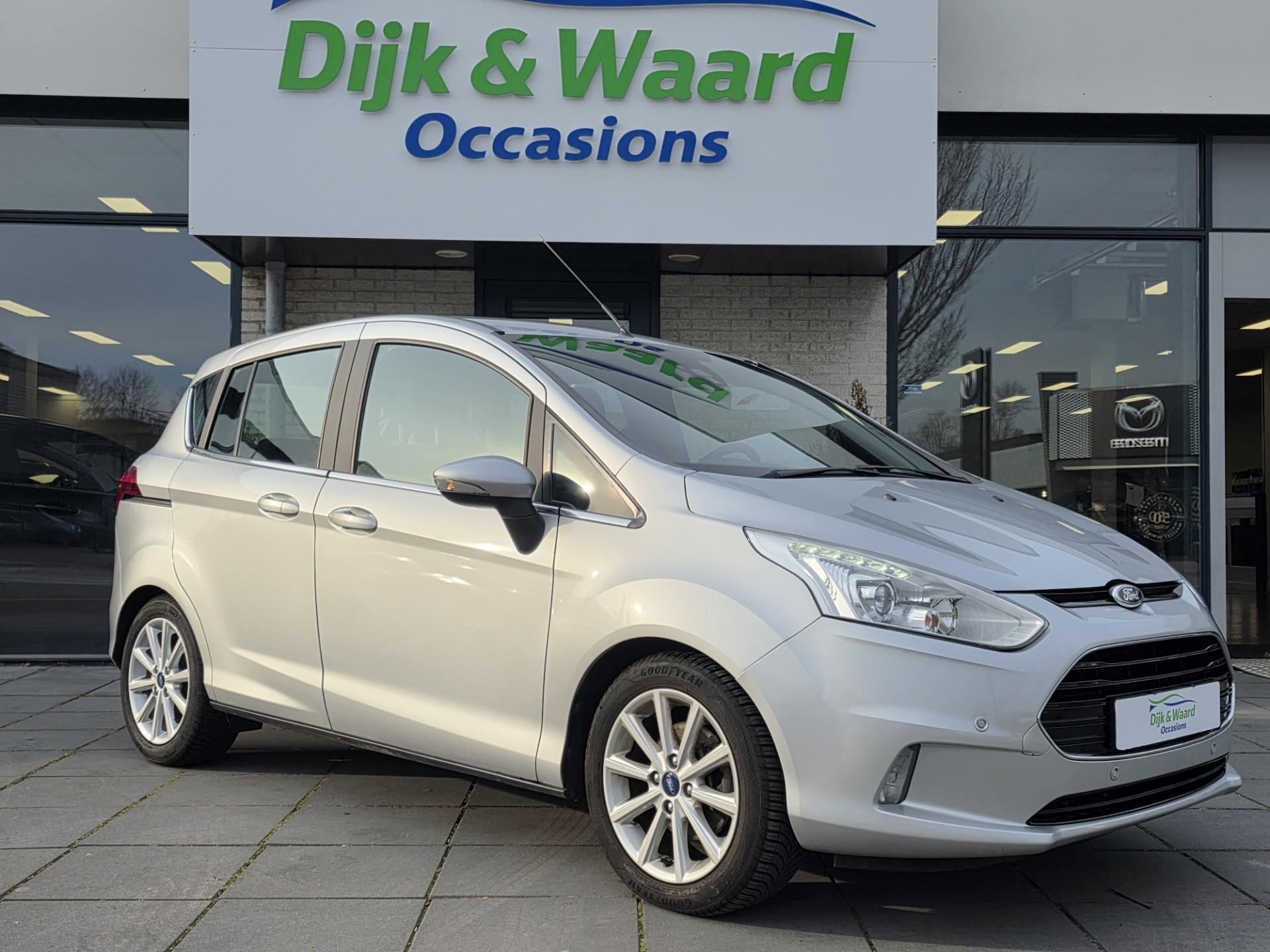 Foto van Ford B-max
