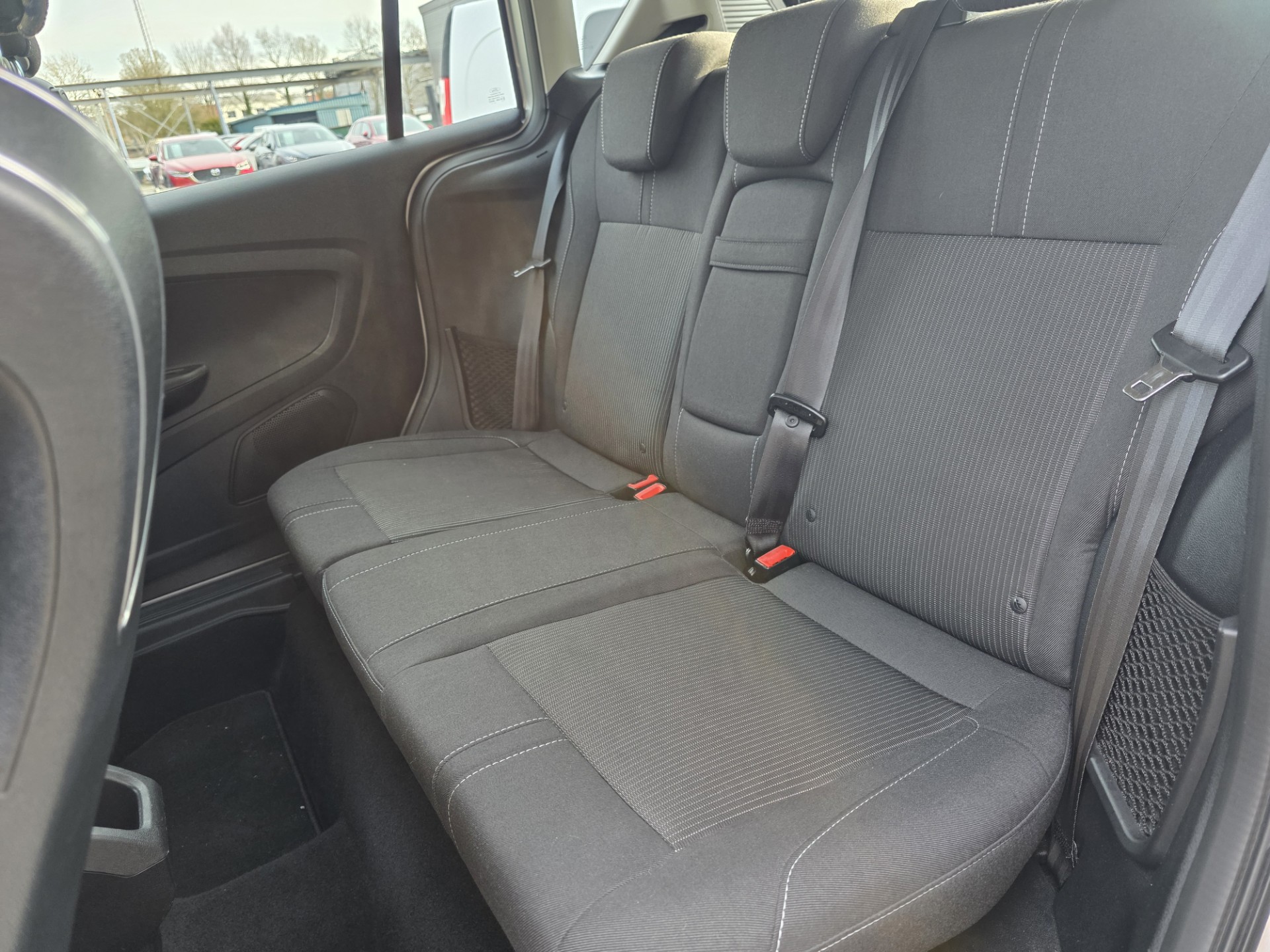 Foto van Ford B-max