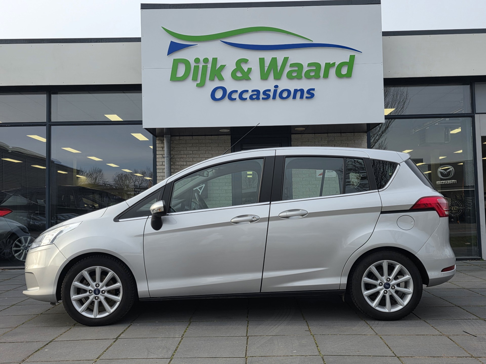 Foto van Ford B-max