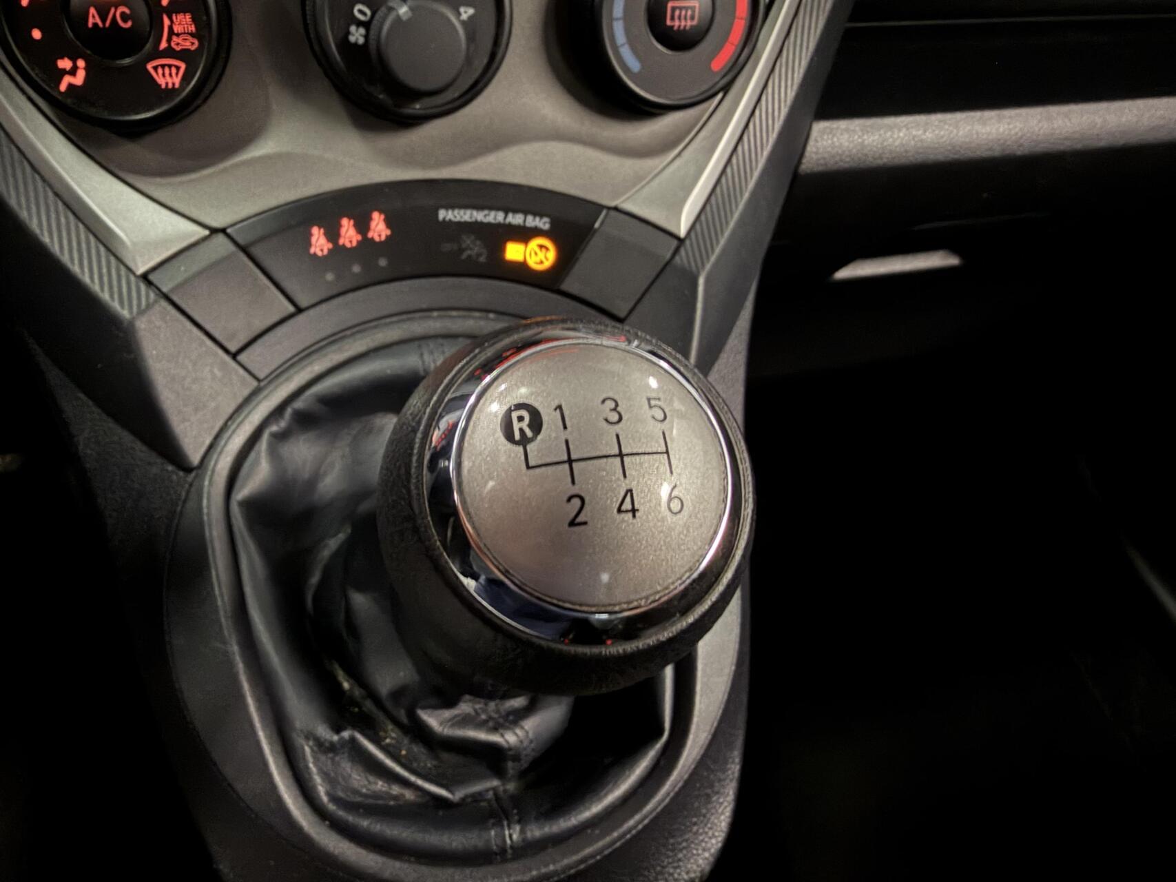 Foto van Subaru Subaru Trezia