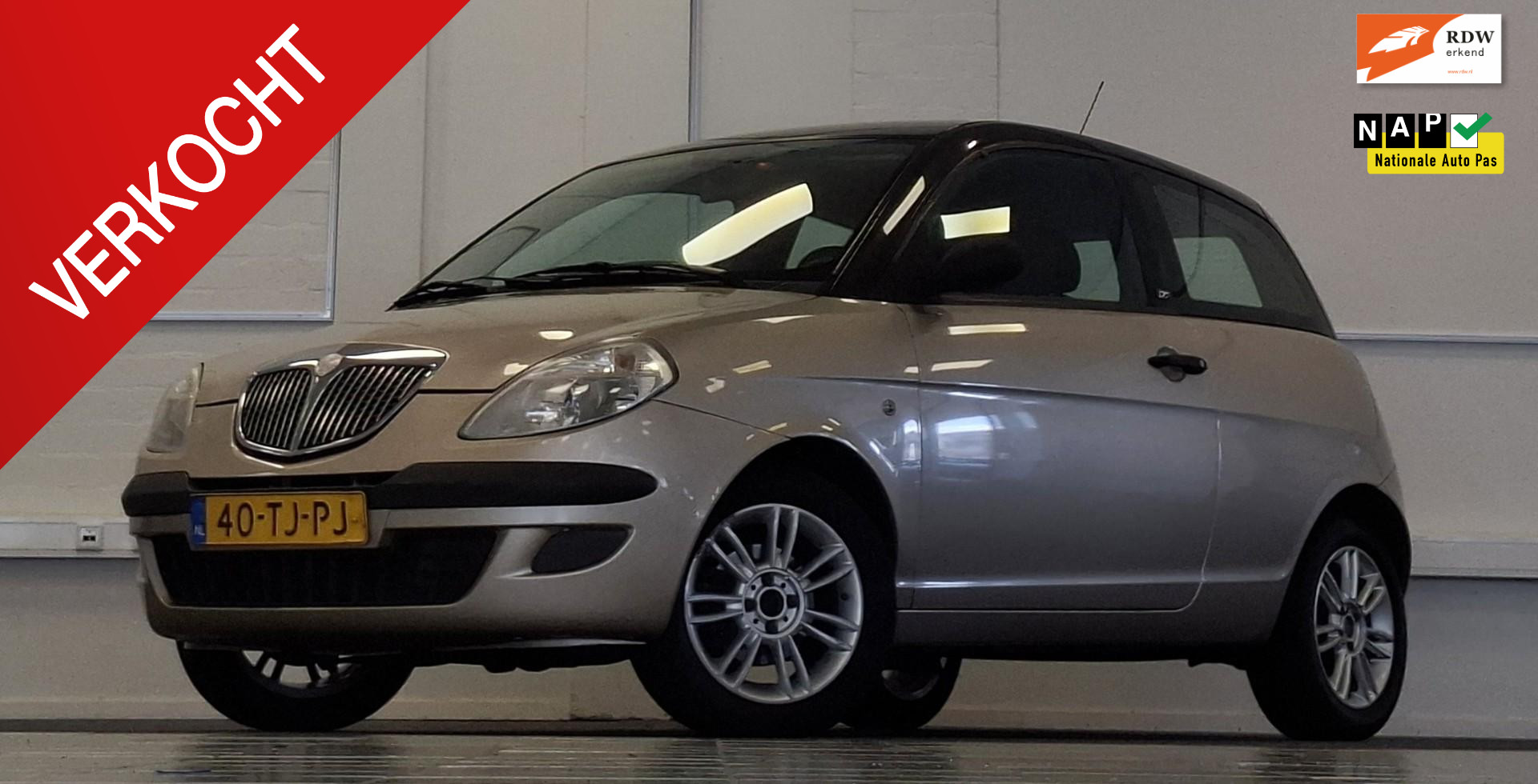 Lancia Lancia Ypsilon 1.2-16V MomoDesign 16-09-2027 APK Airco Garantie 2006 - voorkant