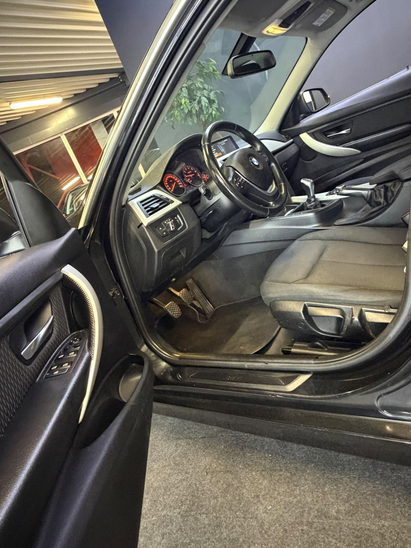 Foto van BMW 320i Ed