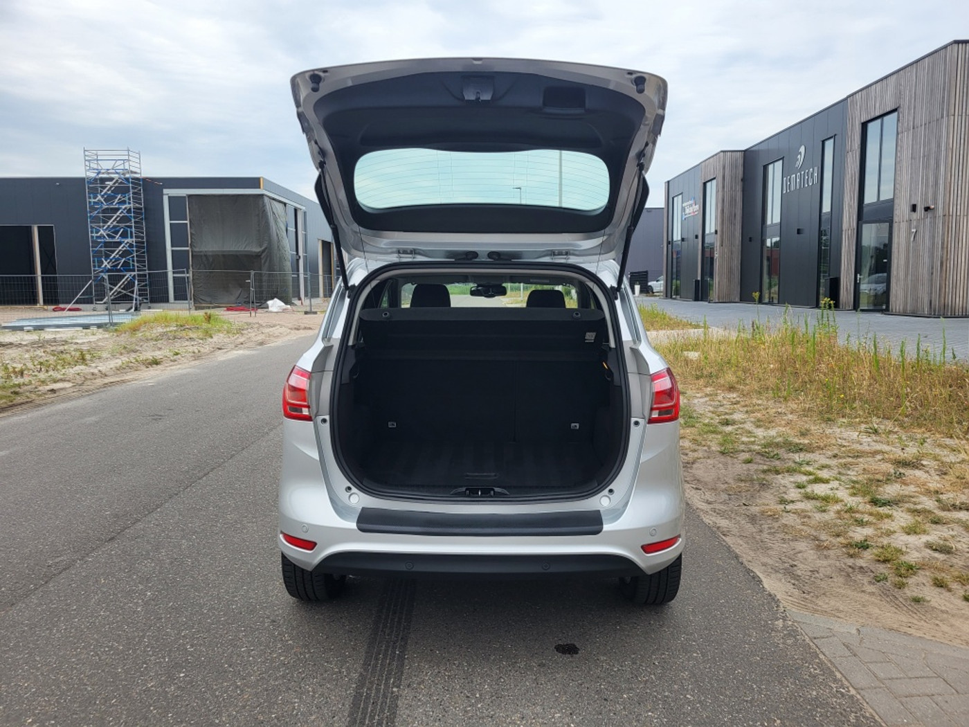 Foto van Ford B-max