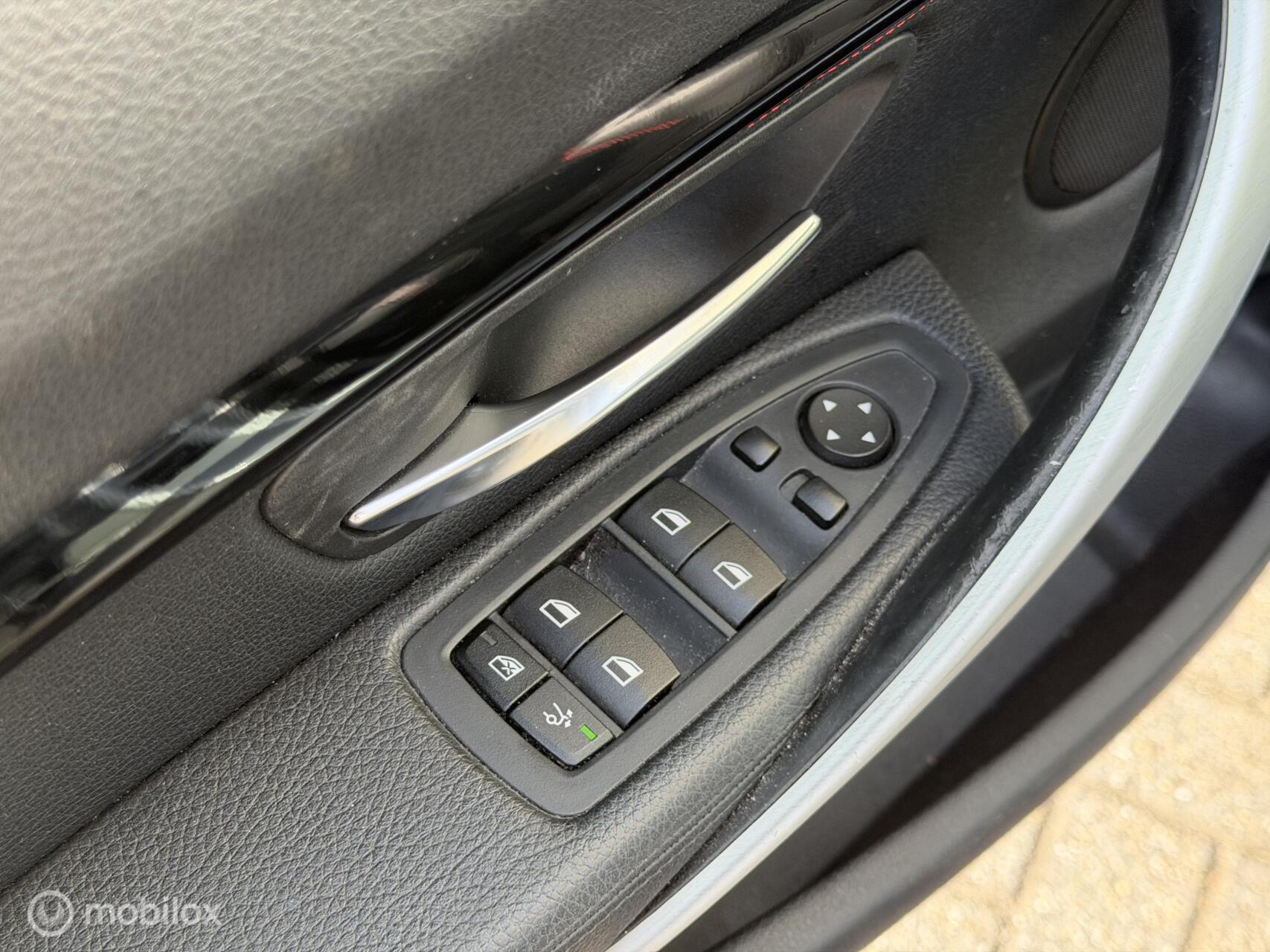 Foto van BMW 320i