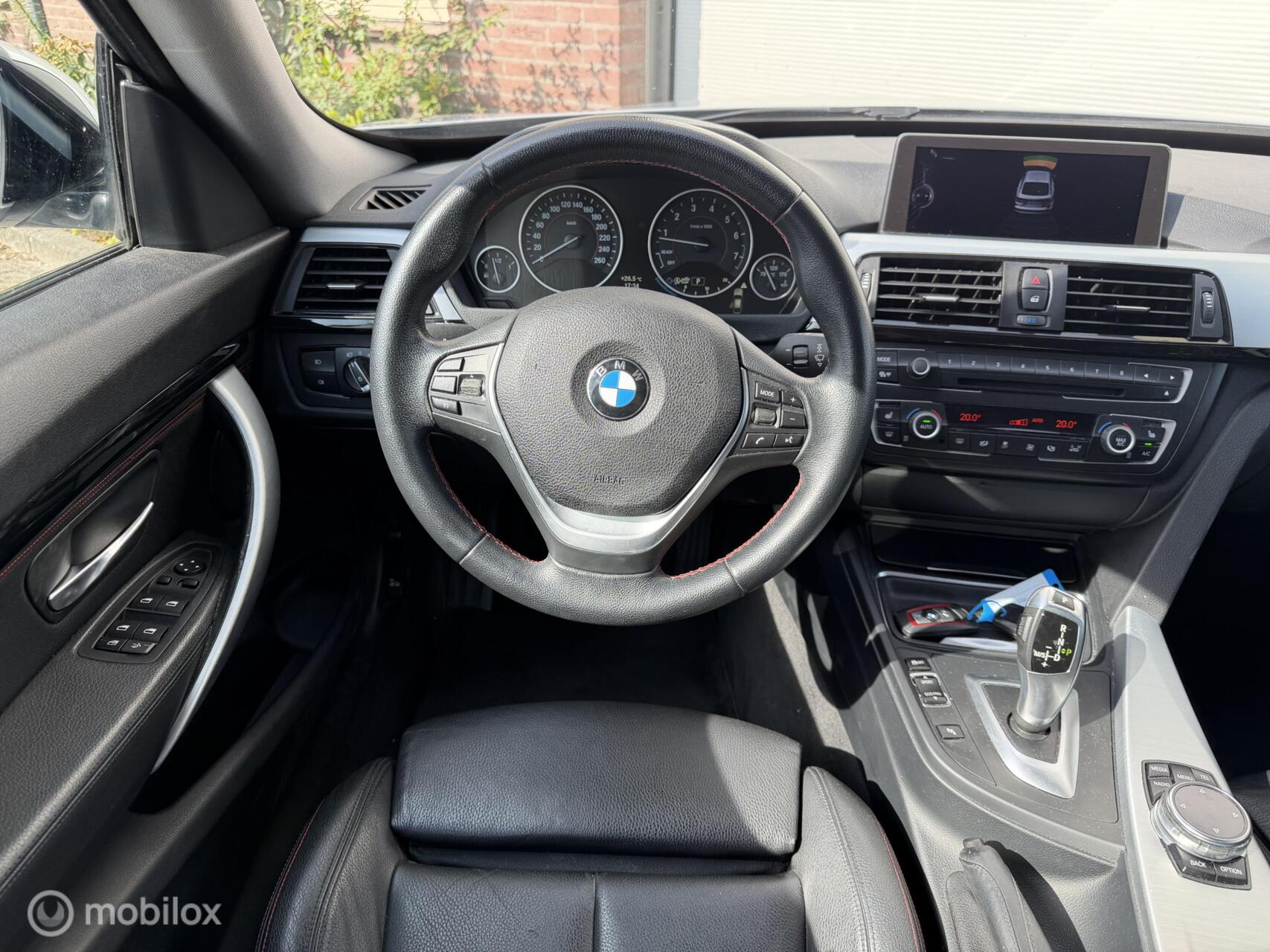 Foto van BMW 320i