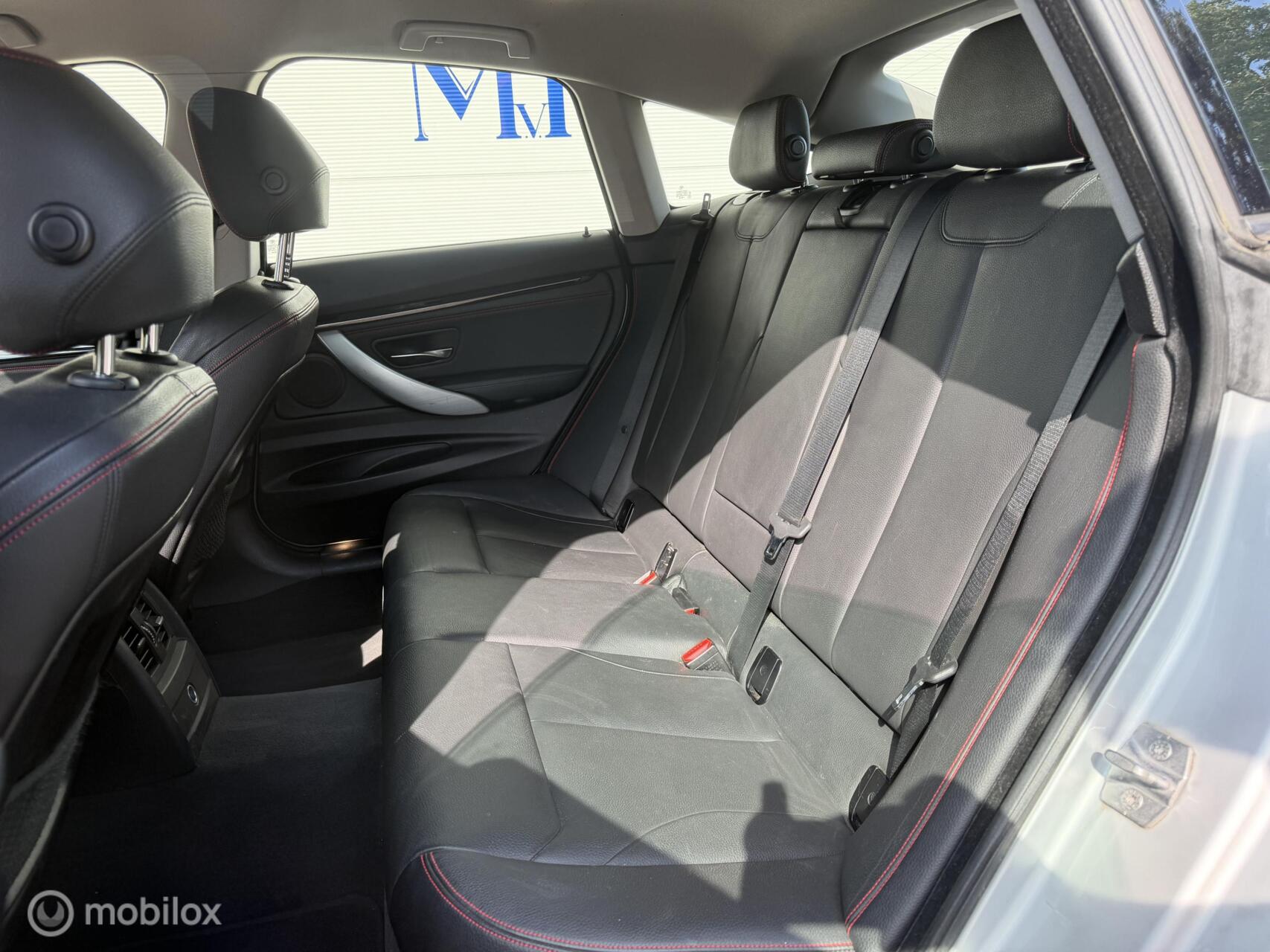 Foto van BMW 320i