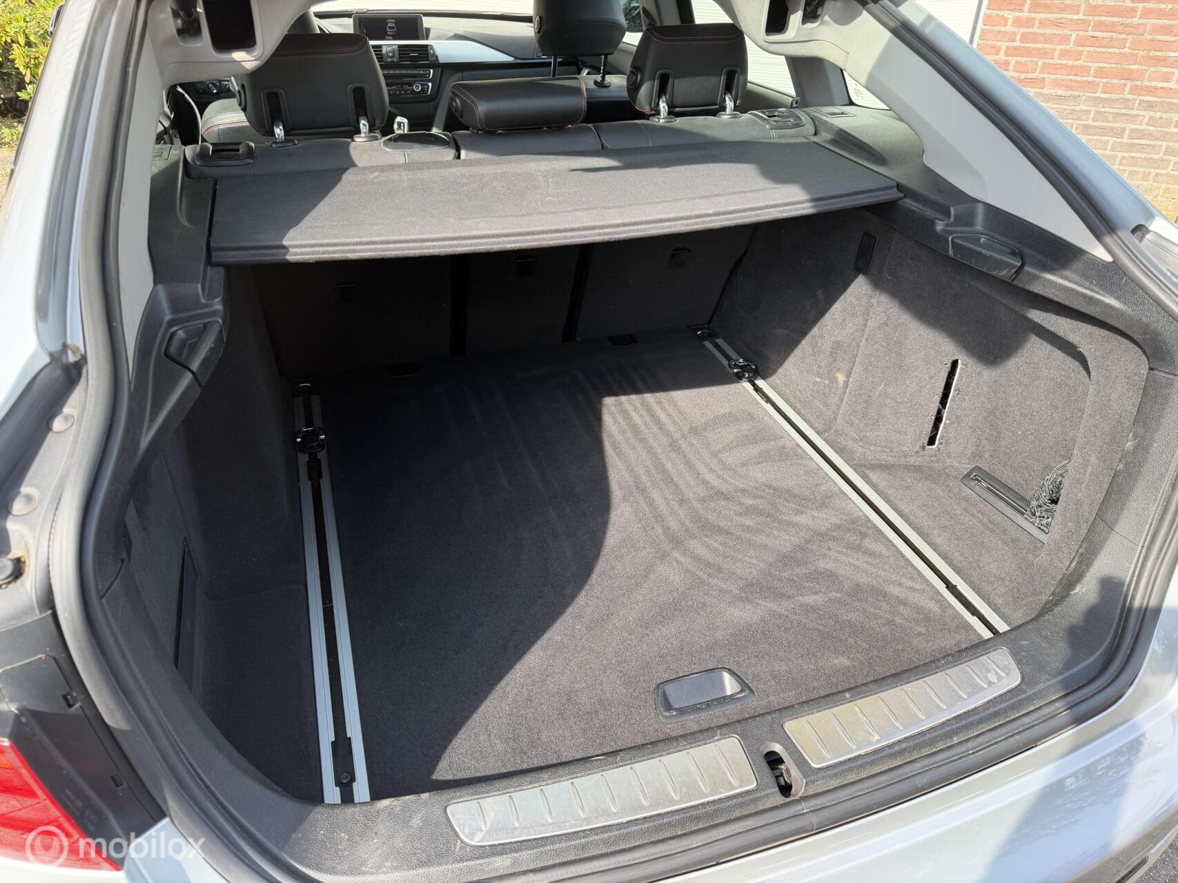 Foto van BMW 320i