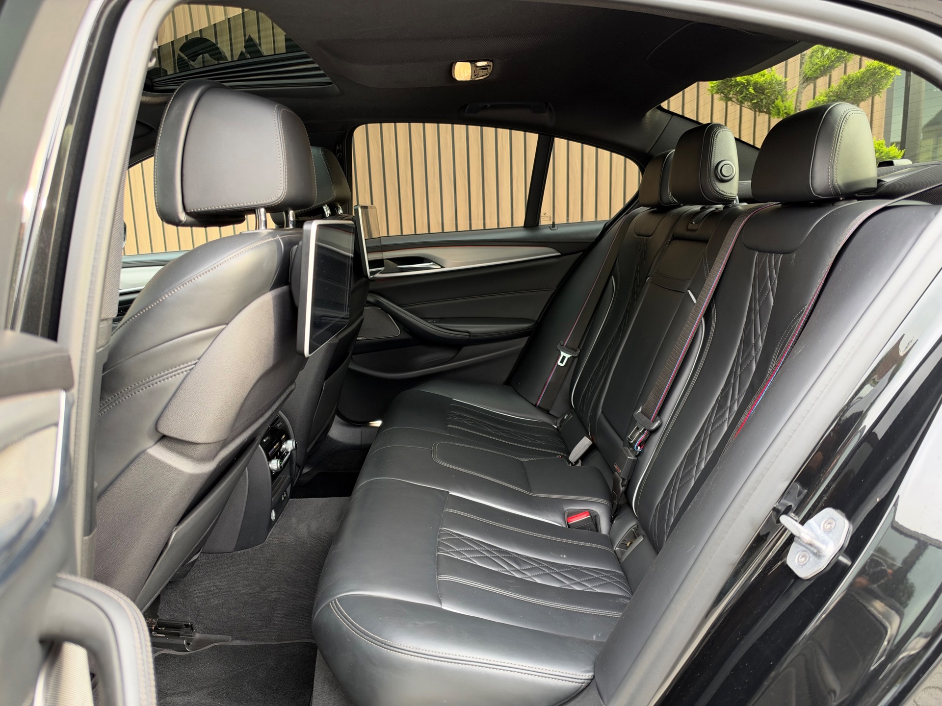Foto van BMW M550i xDrive