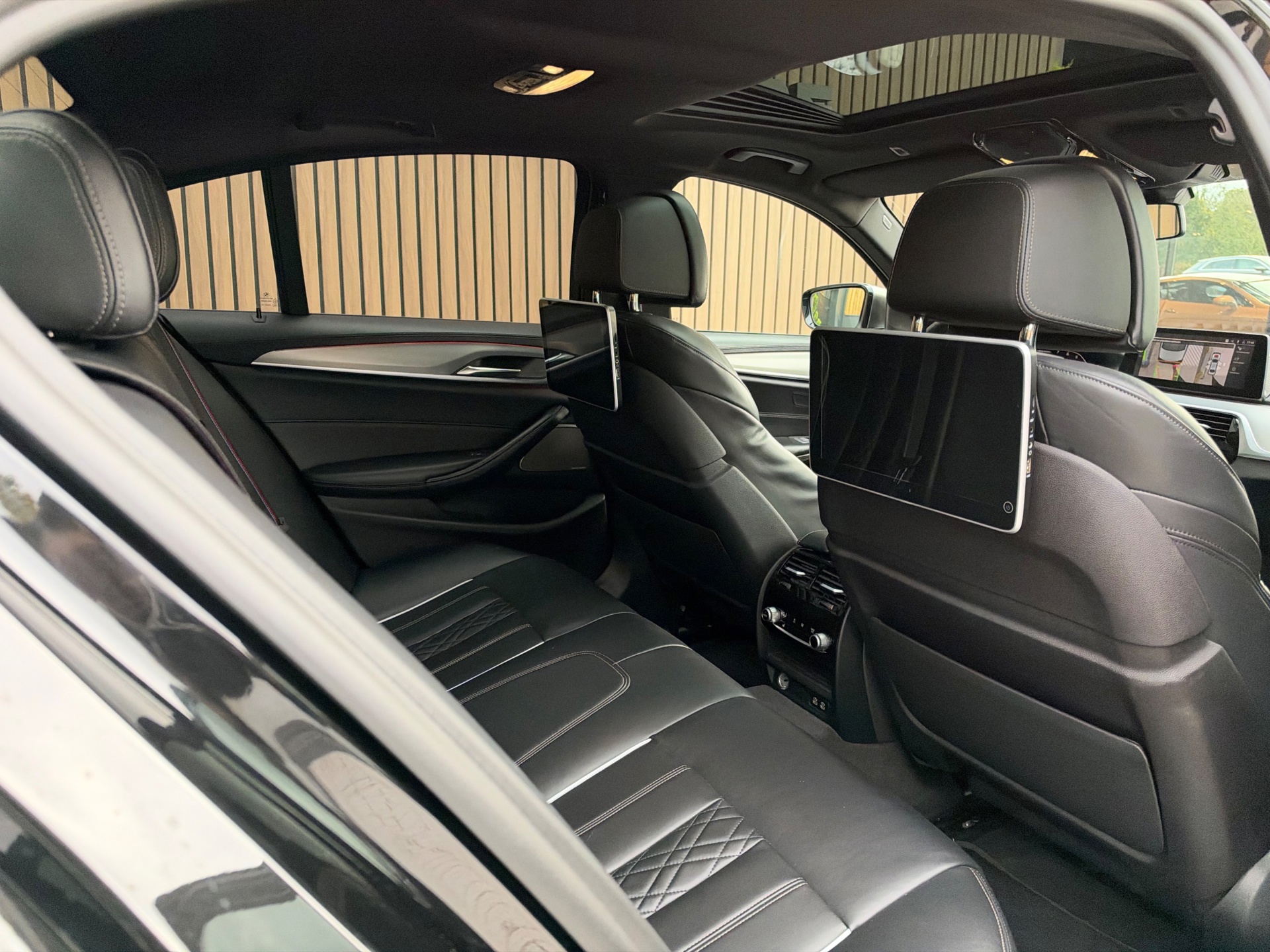 Foto van BMW M550i xDrive