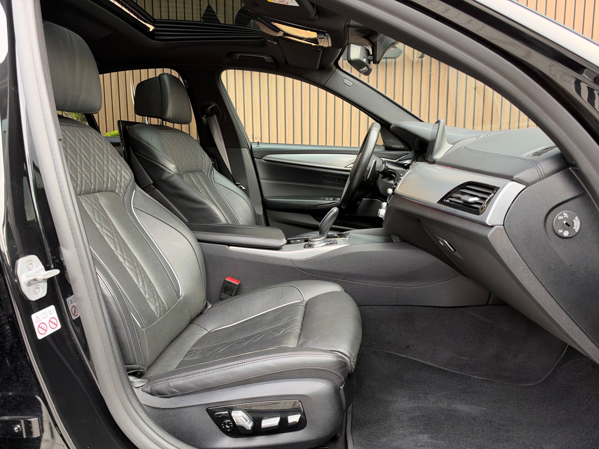 Foto van BMW M550i xDrive