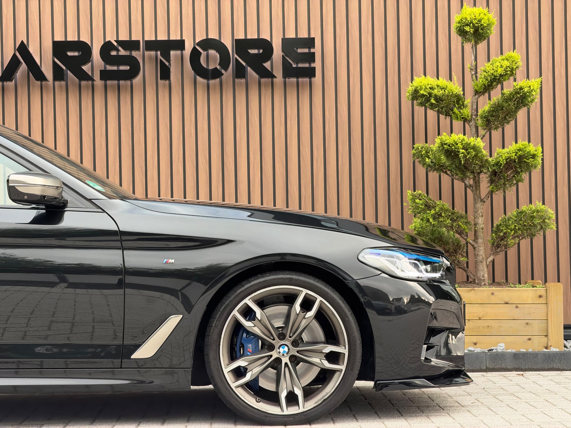 Foto van BMW M550i xDrive