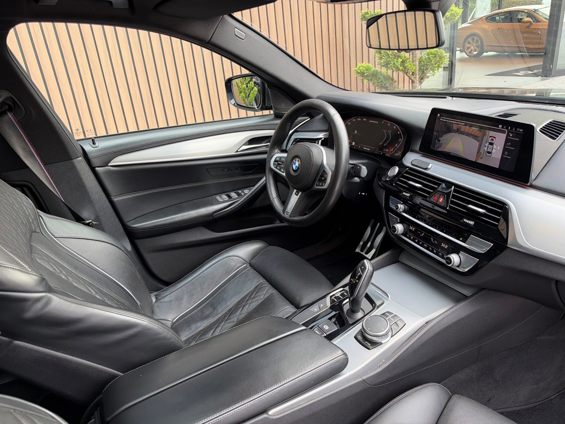 Foto van BMW M550i xDrive