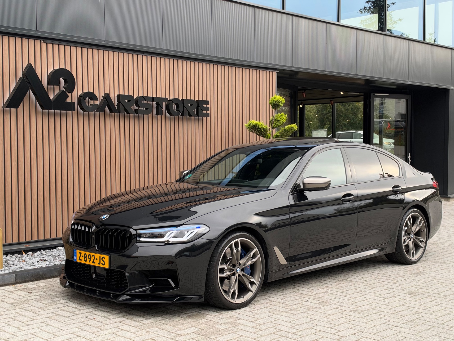 Foto van BMW M550i xDrive