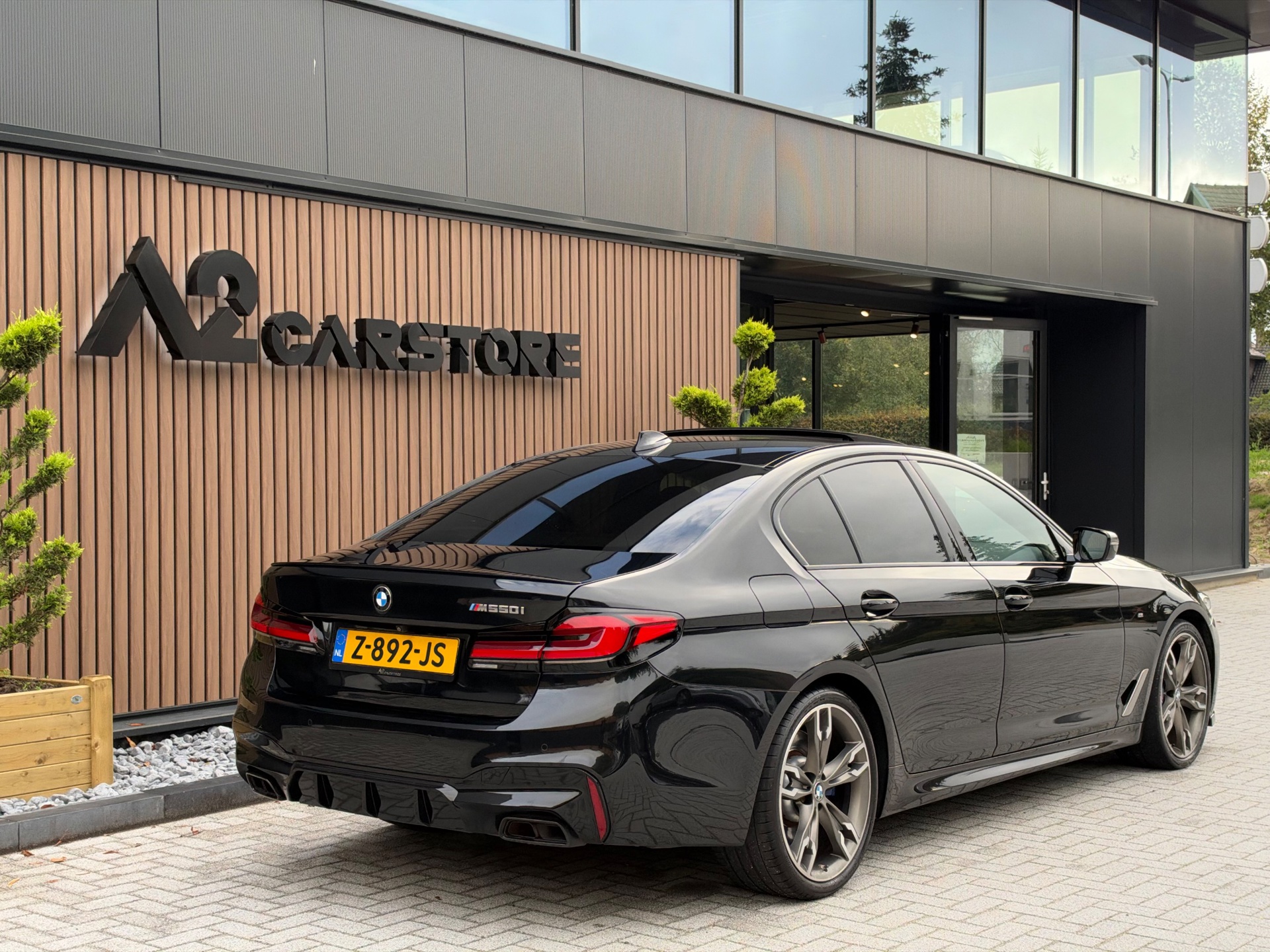 Foto van BMW M550i xDrive