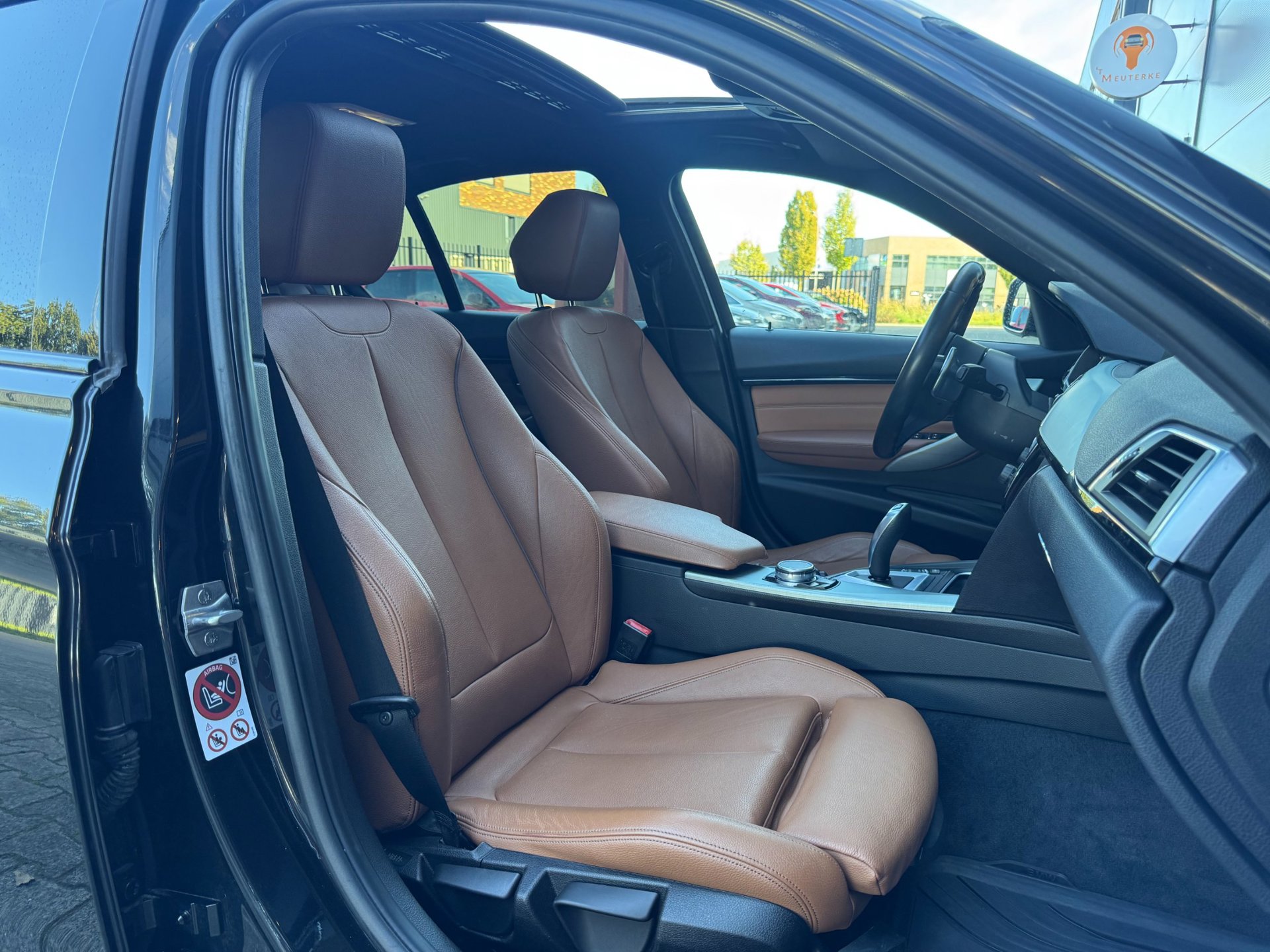 Foto van BMW 330e