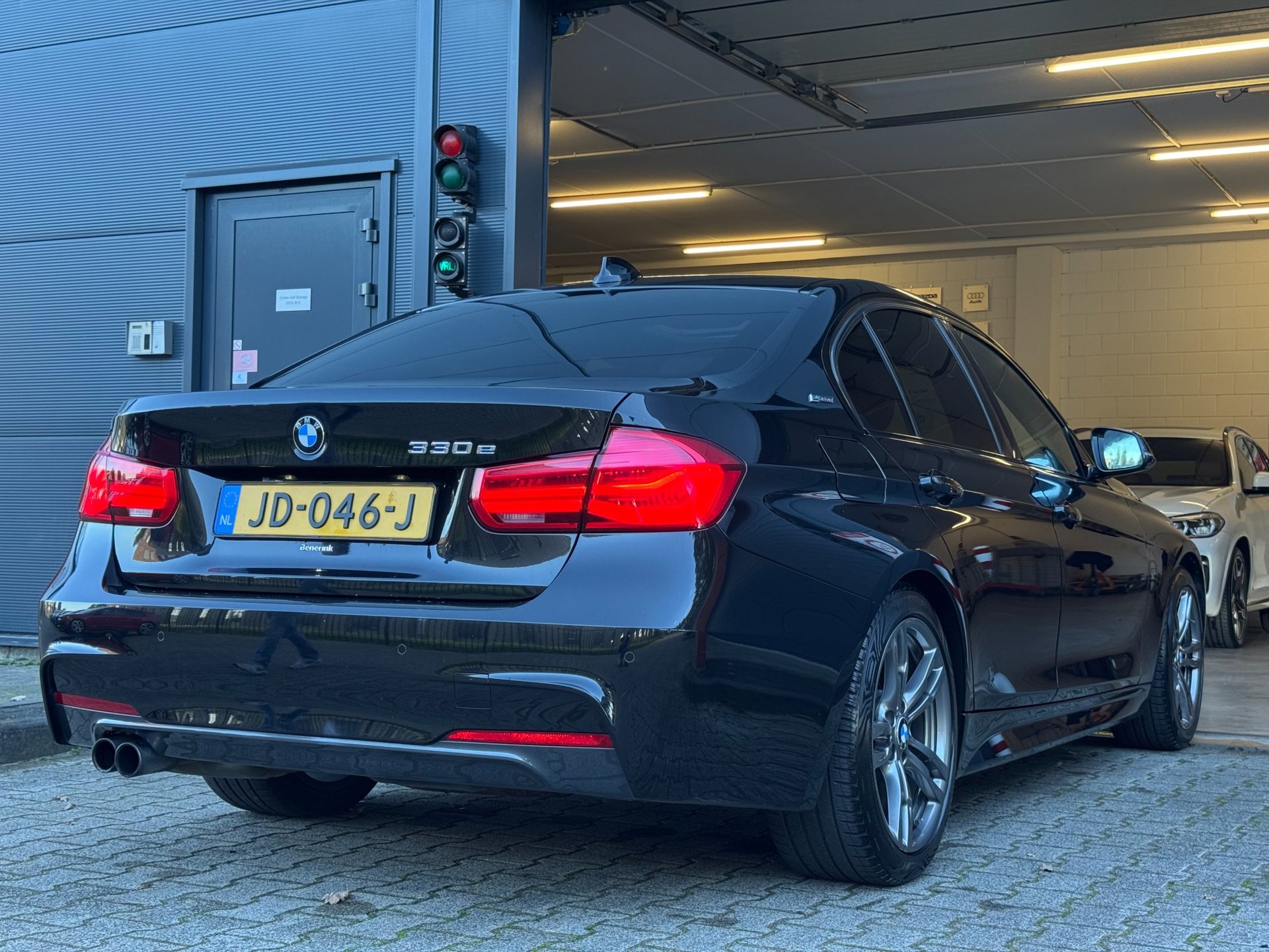 Foto van BMW 330e