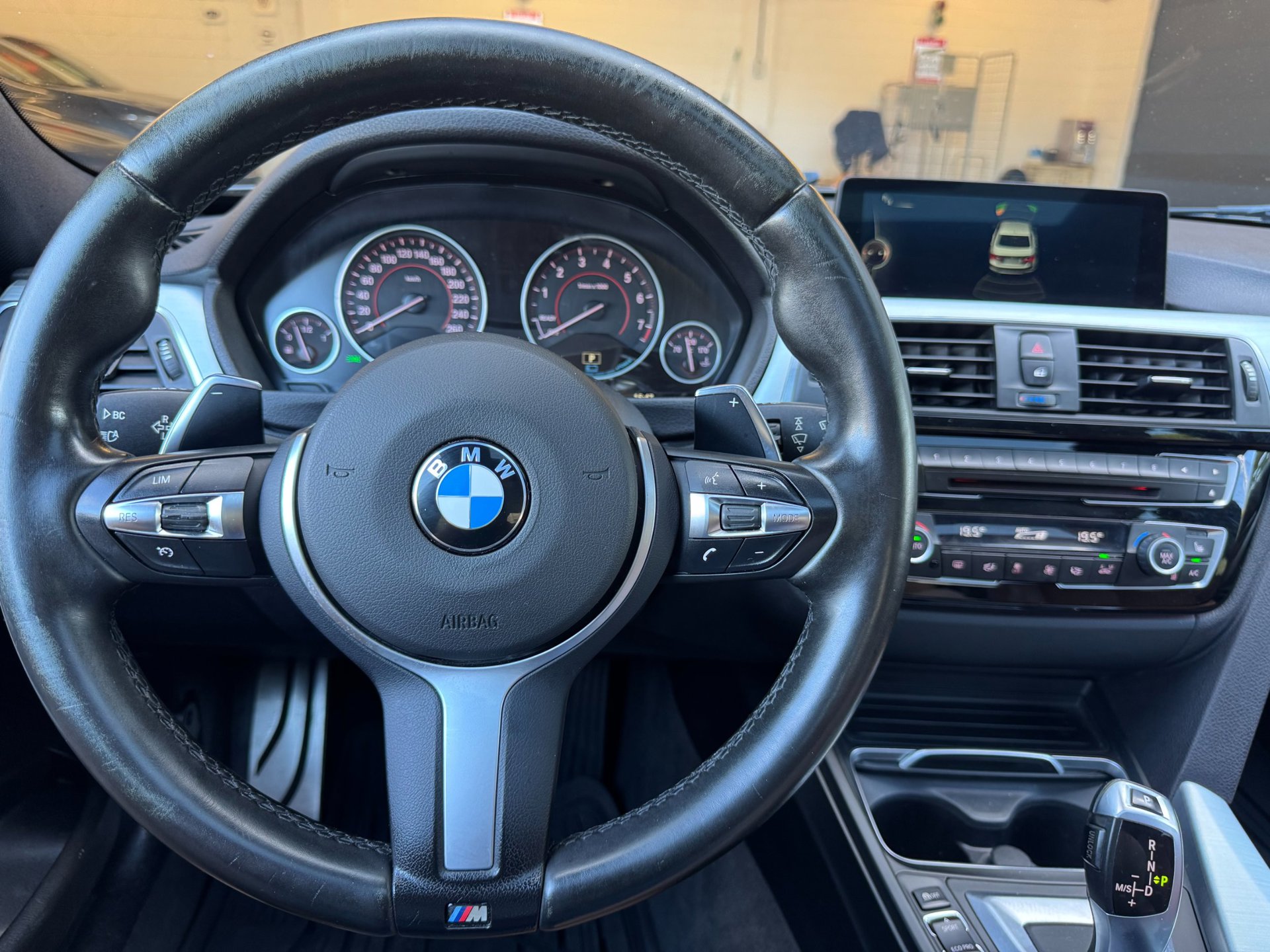Foto van BMW 330e