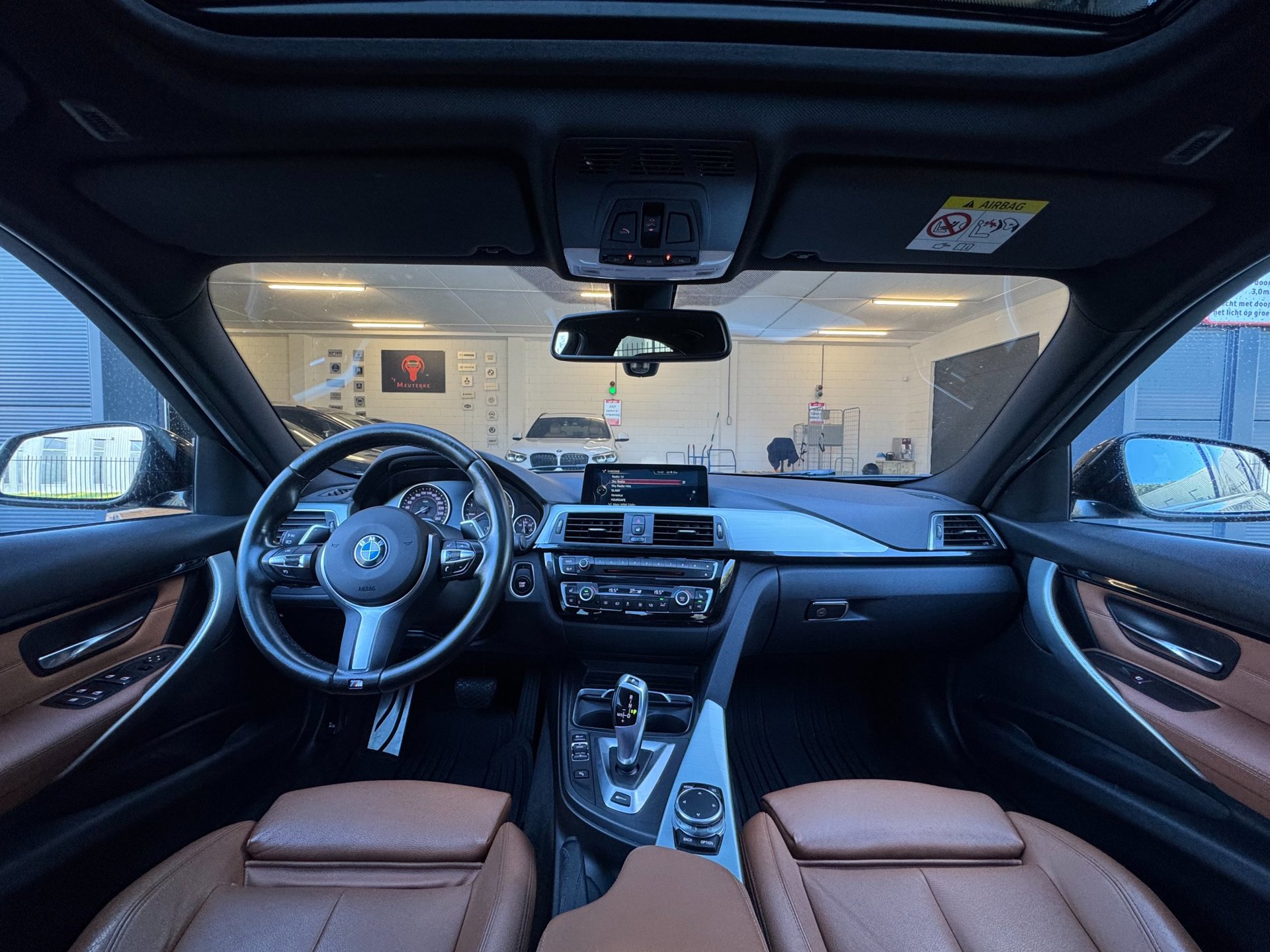 Foto van BMW 330e