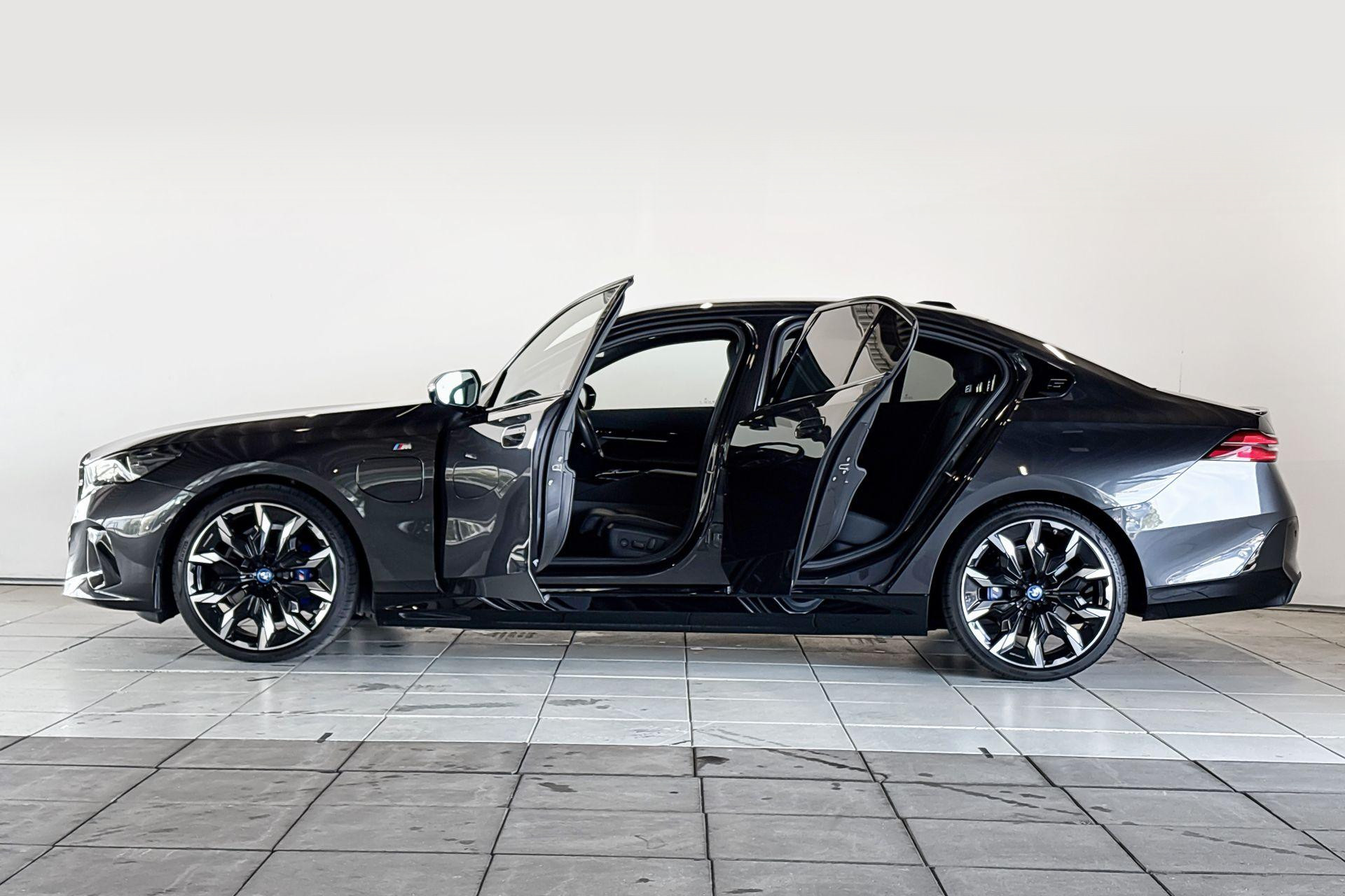 Foto van BMW 530e