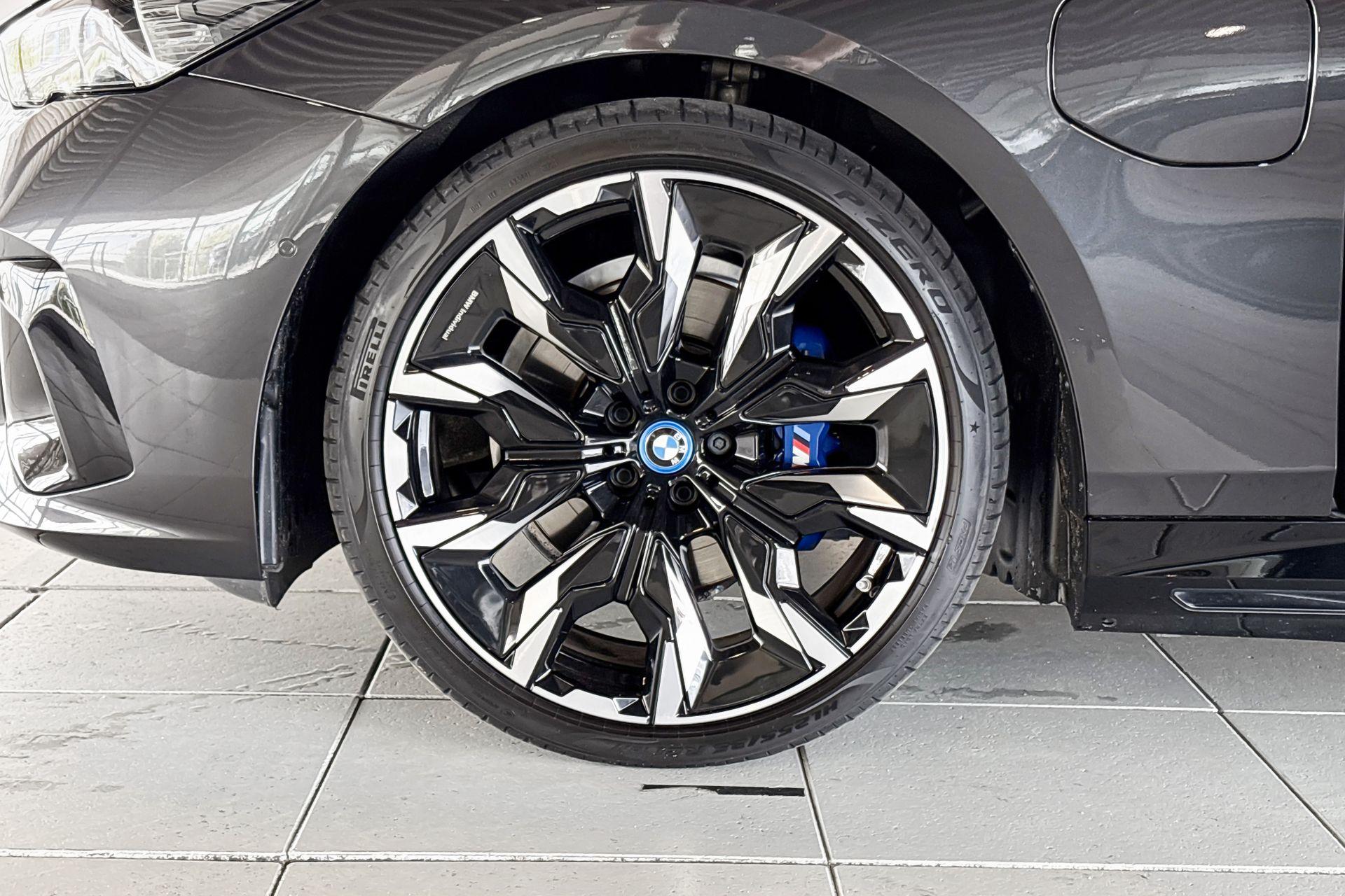 Foto van BMW 530e