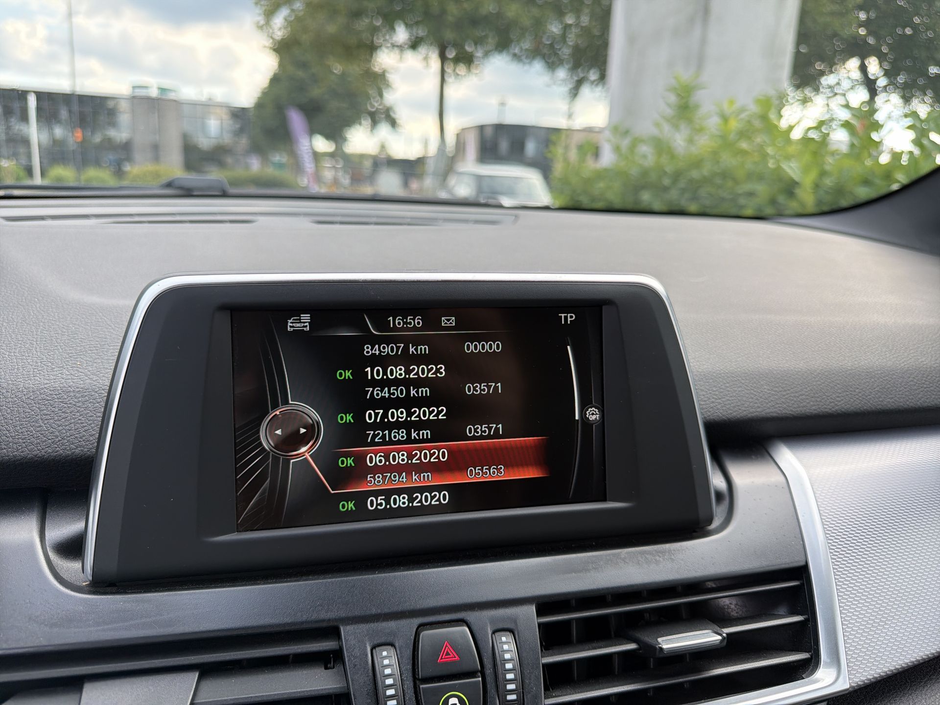 Foto van BMW 218i Active Tourer