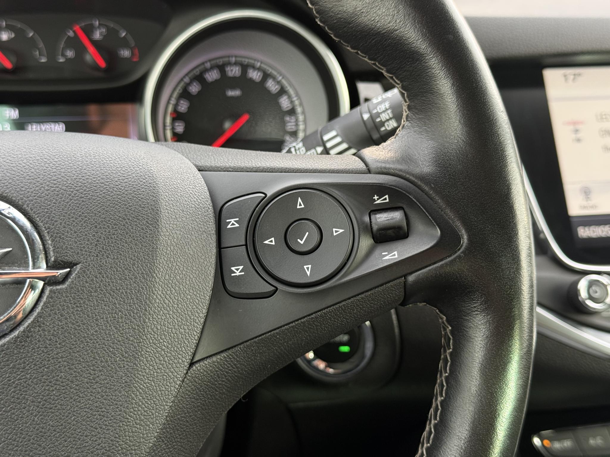 Foto van Opel Astra Sports Tourer+