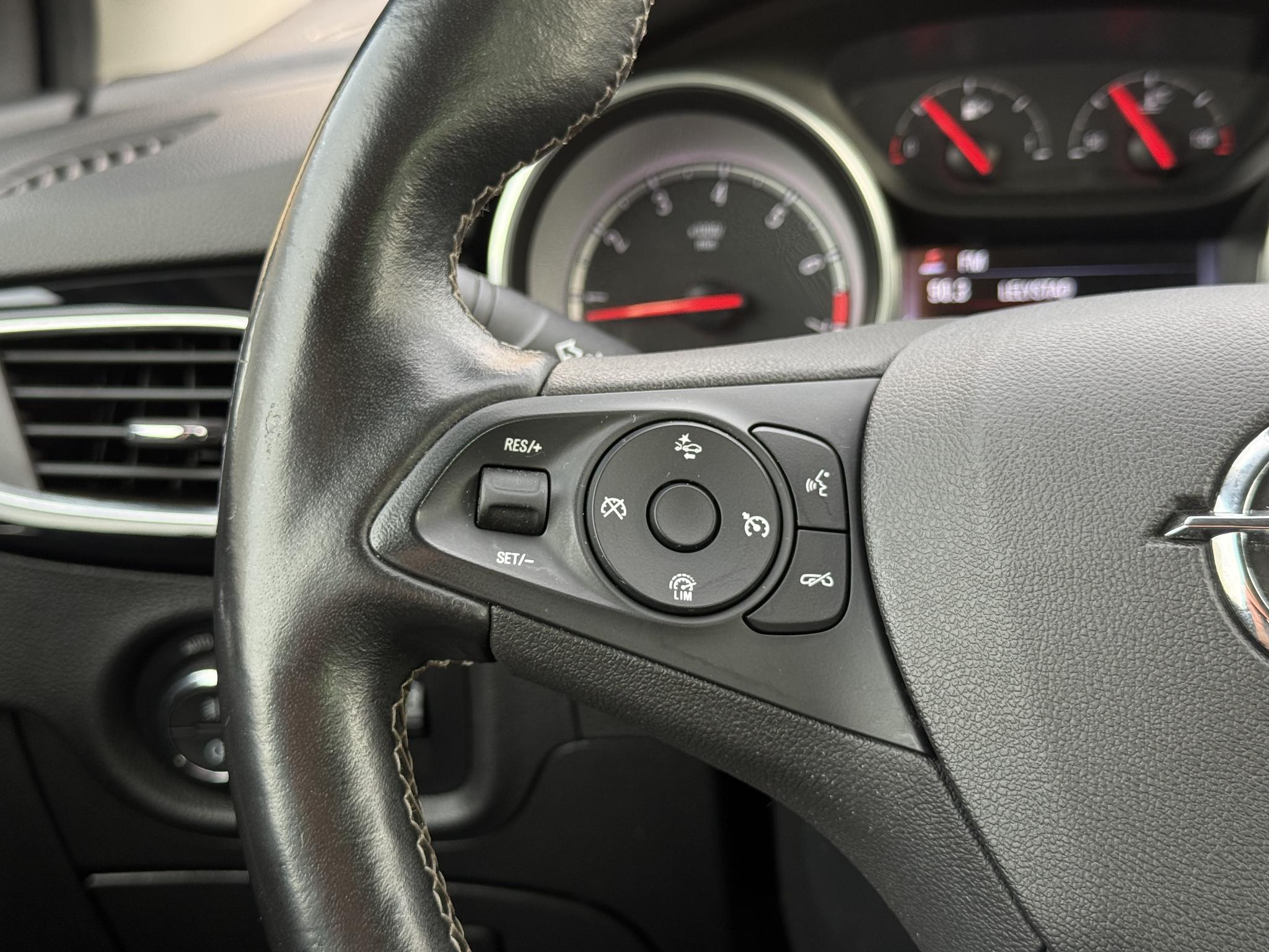 Foto van Opel Astra Sports Tourer+