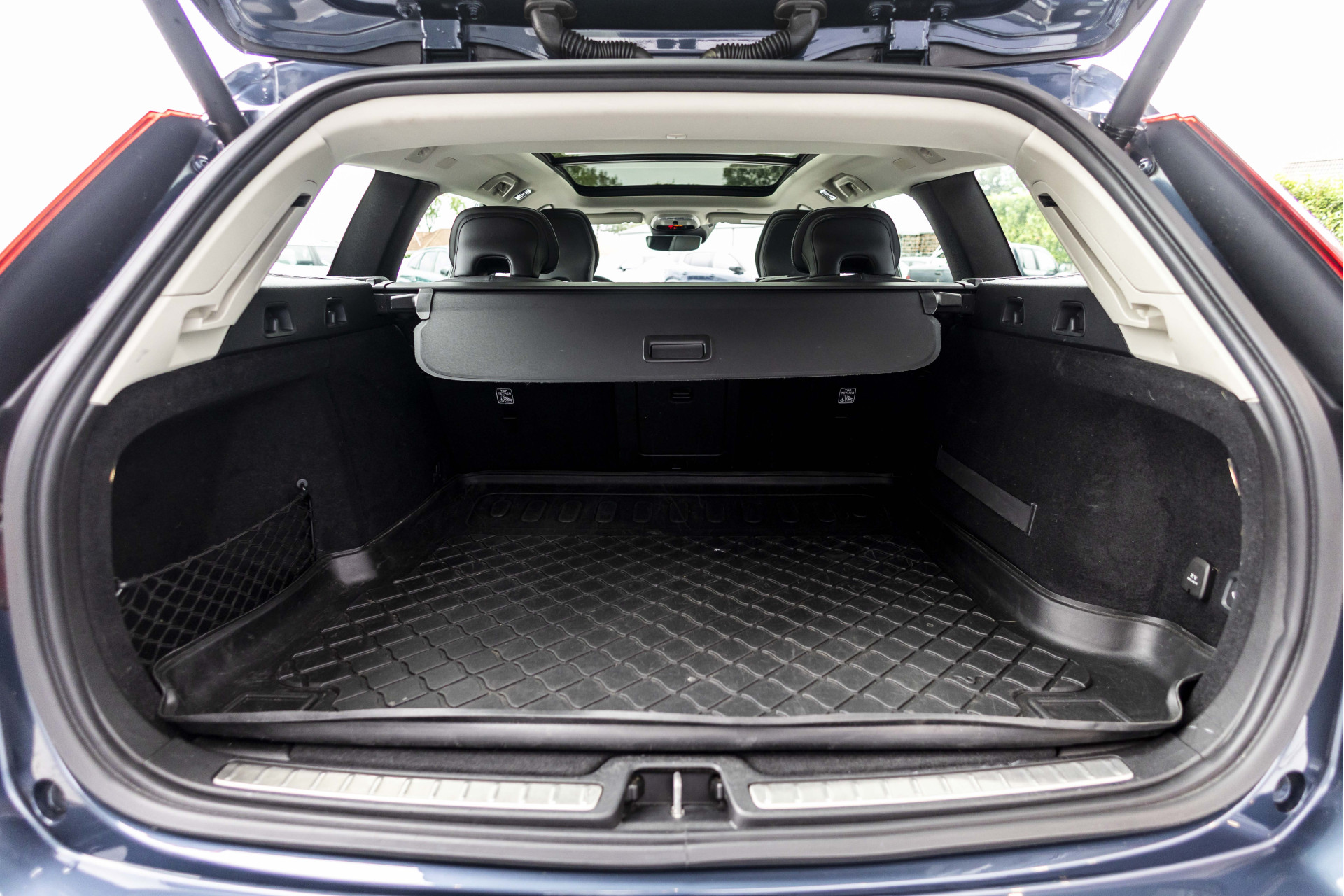 Foto van Volvo V60 T8 Twin Engine