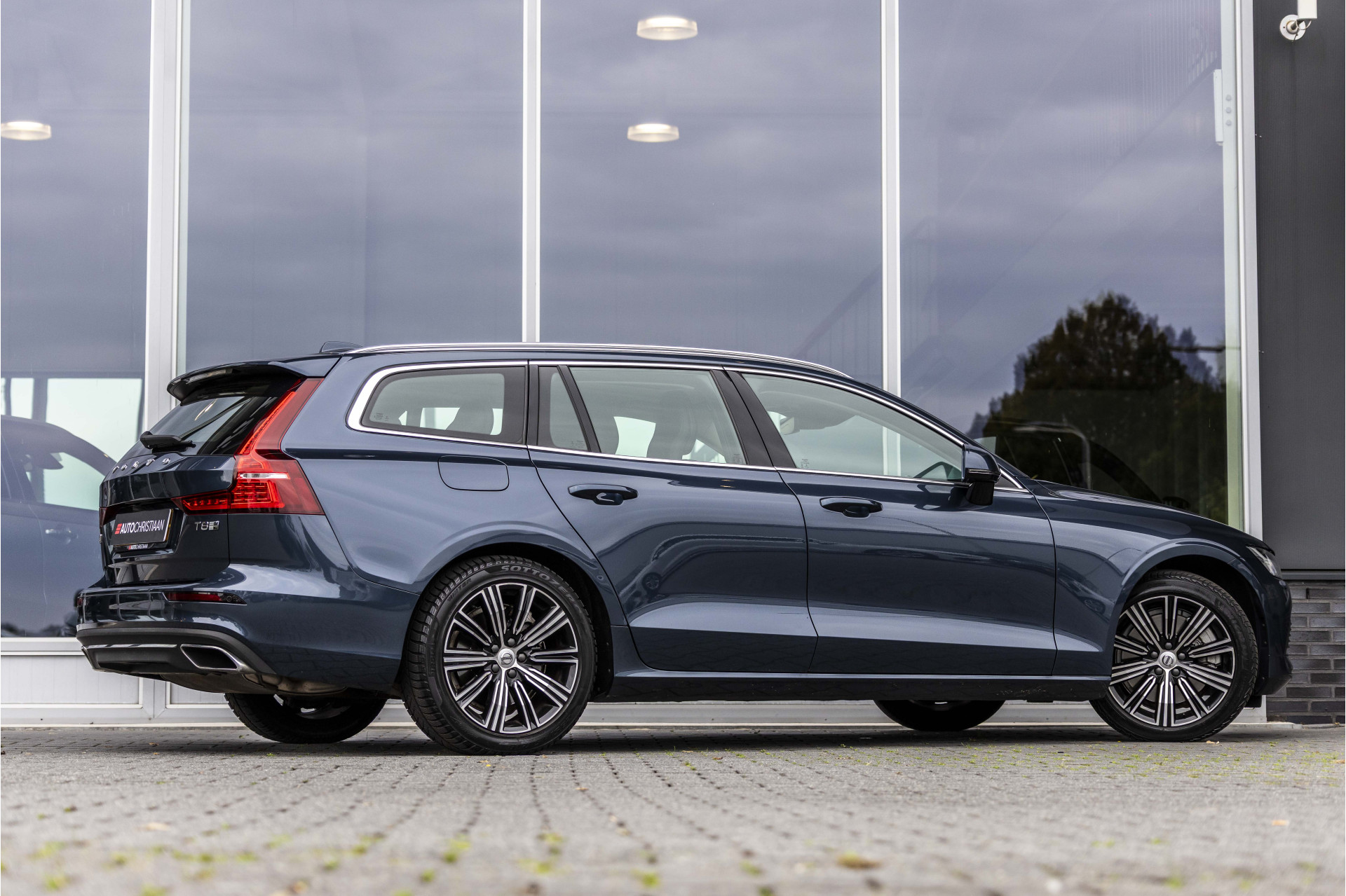 Foto van Volvo V60 T8 Twin Engine