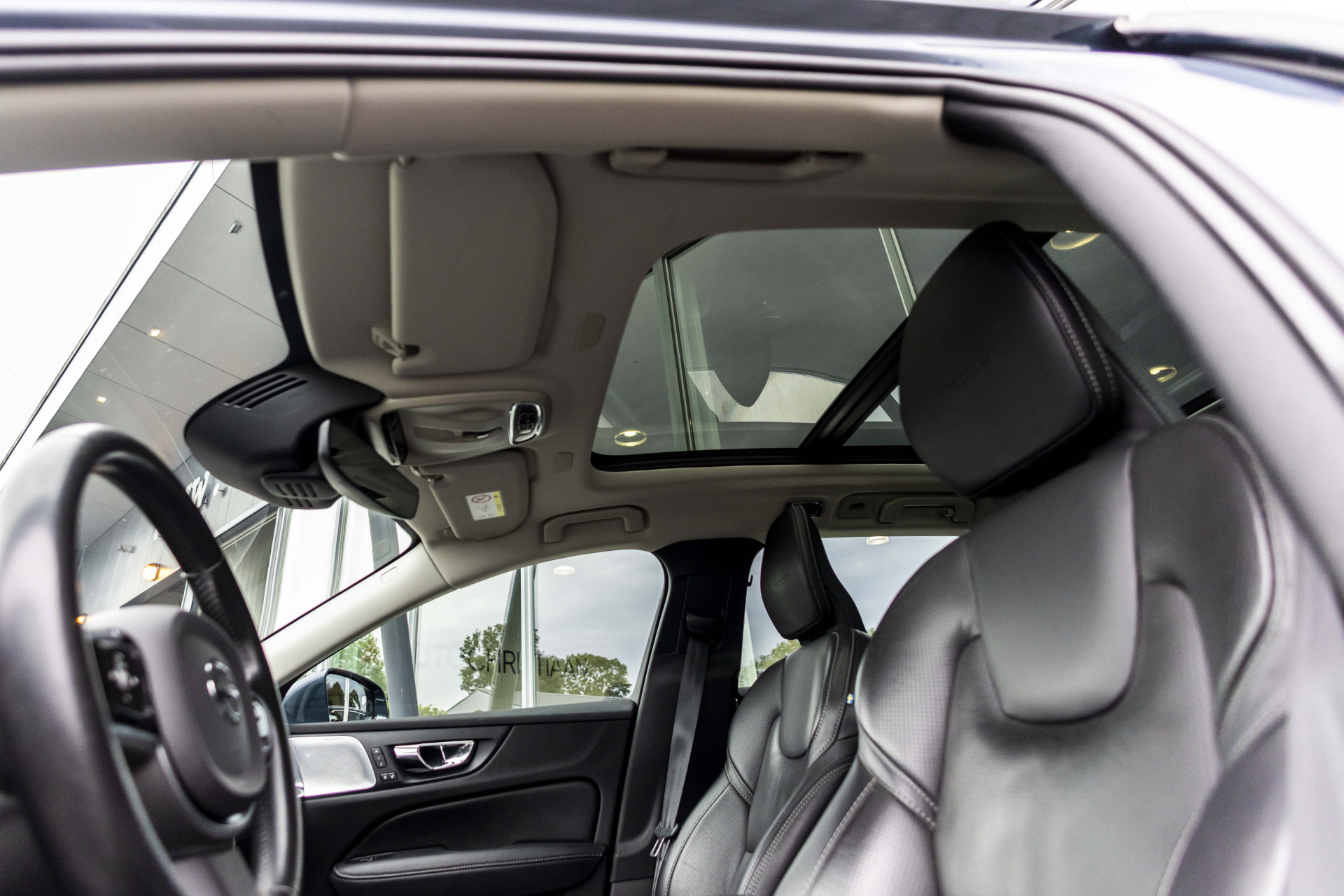 Foto van Volvo V60 T8 Twin Engine