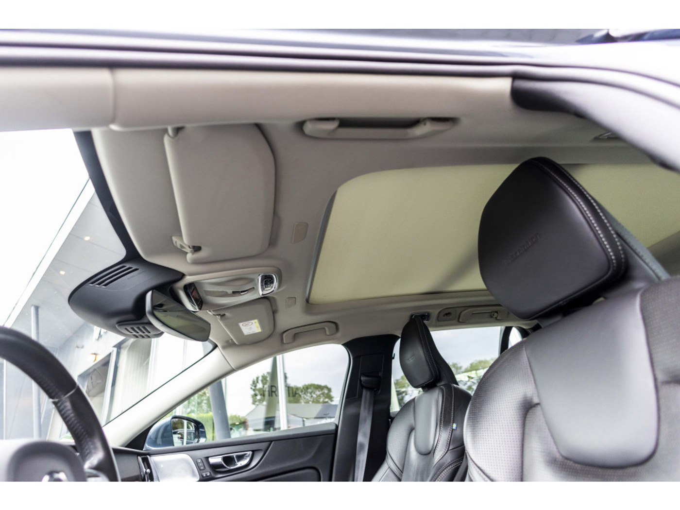 Foto van Volvo V60 T8 Twin Engine