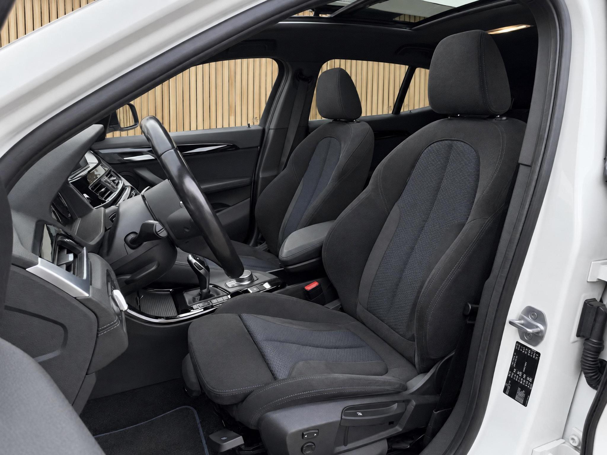 Foto van BMW X2 Sdrive20i