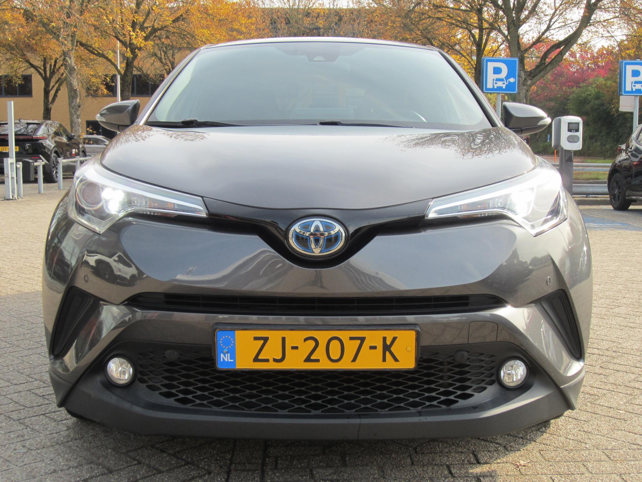 Foto van Toyota Toyota C-hr