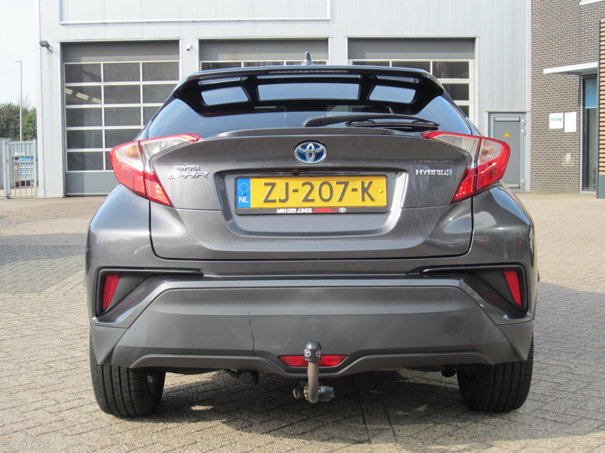 Foto van Toyota Toyota C-hr