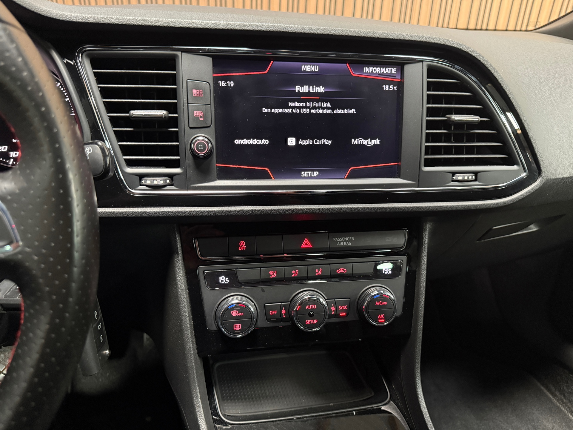 Foto van Seat Leon Sportourer ST