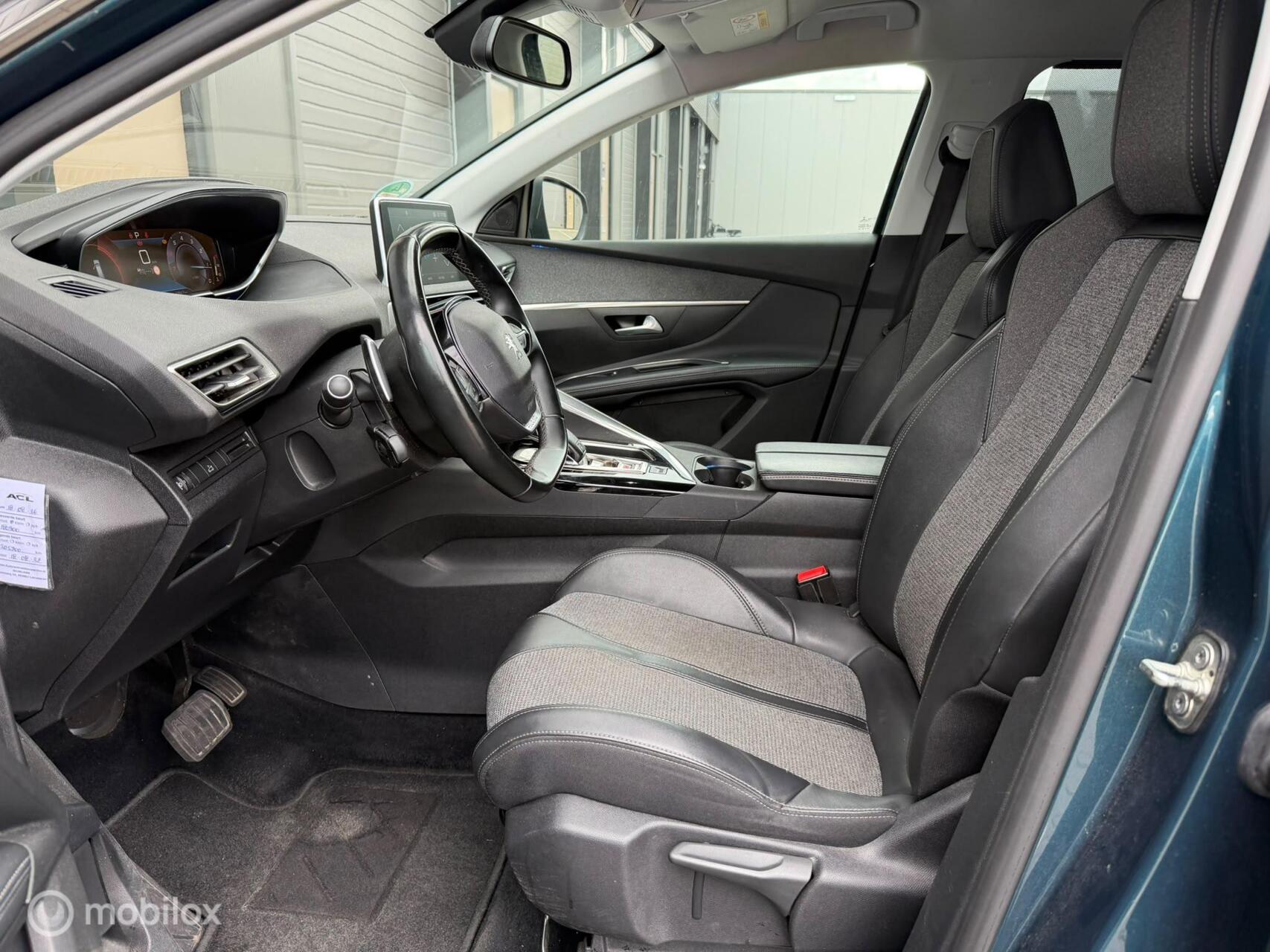 Foto van Peugeot 5008
