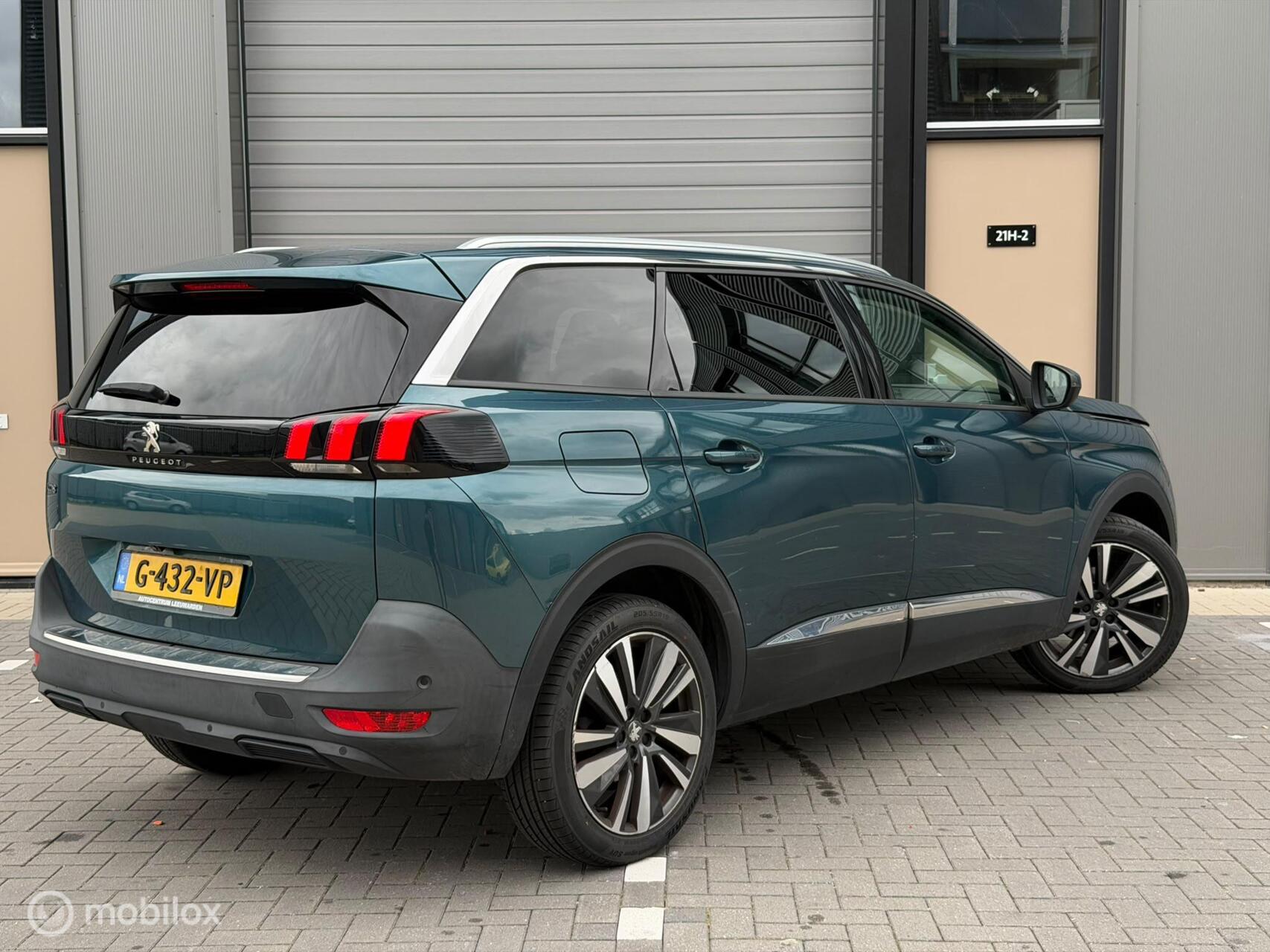 Foto van Peugeot 5008